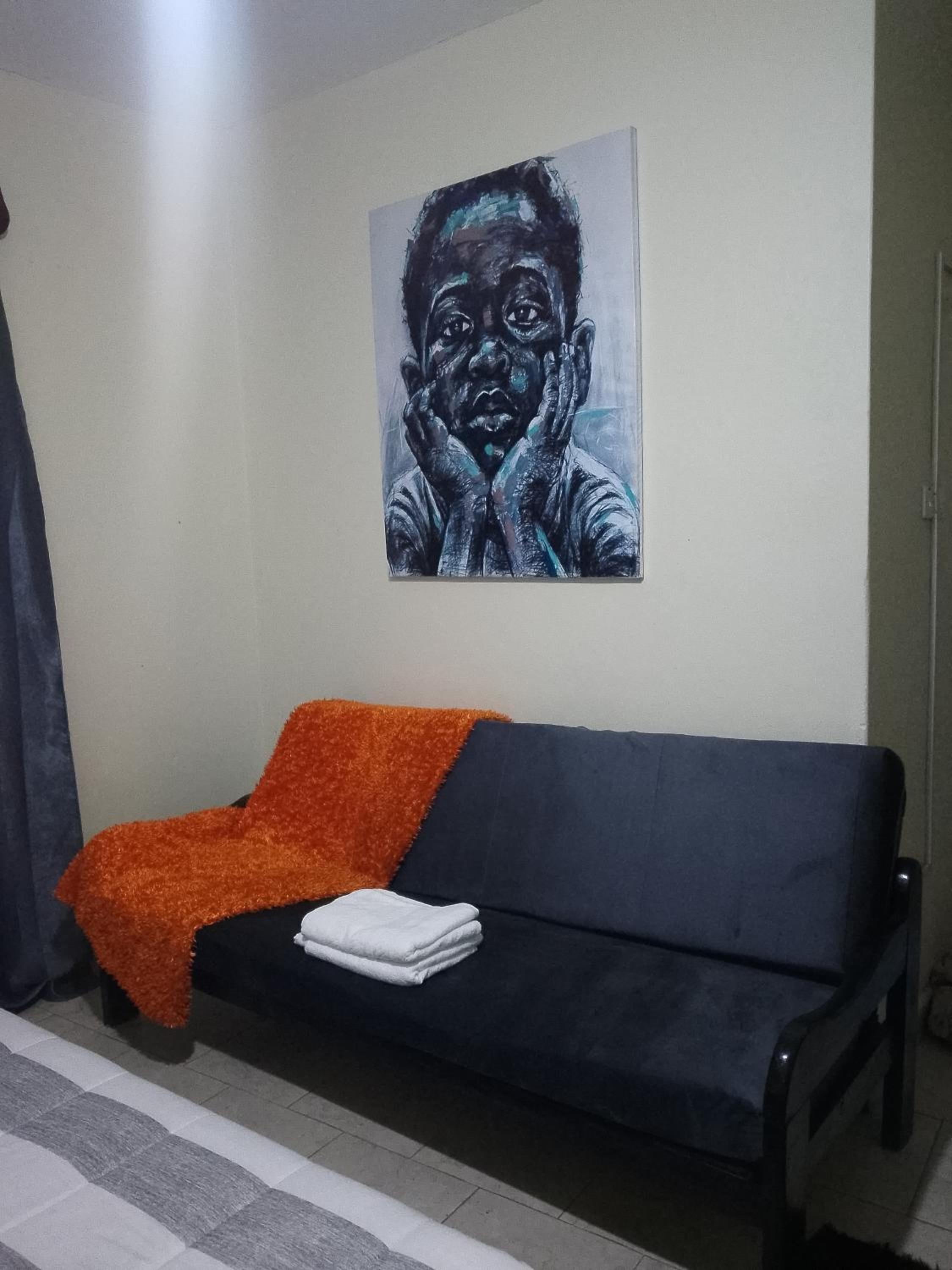 One-Bedroom Apartment photo 2