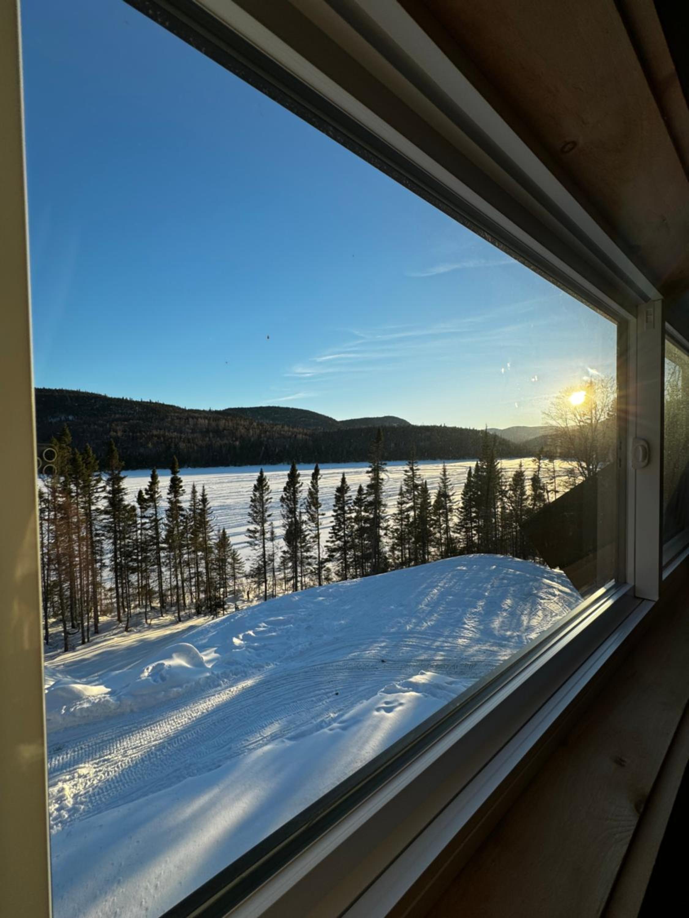 Double or Twin Room with Lake View photo 3
