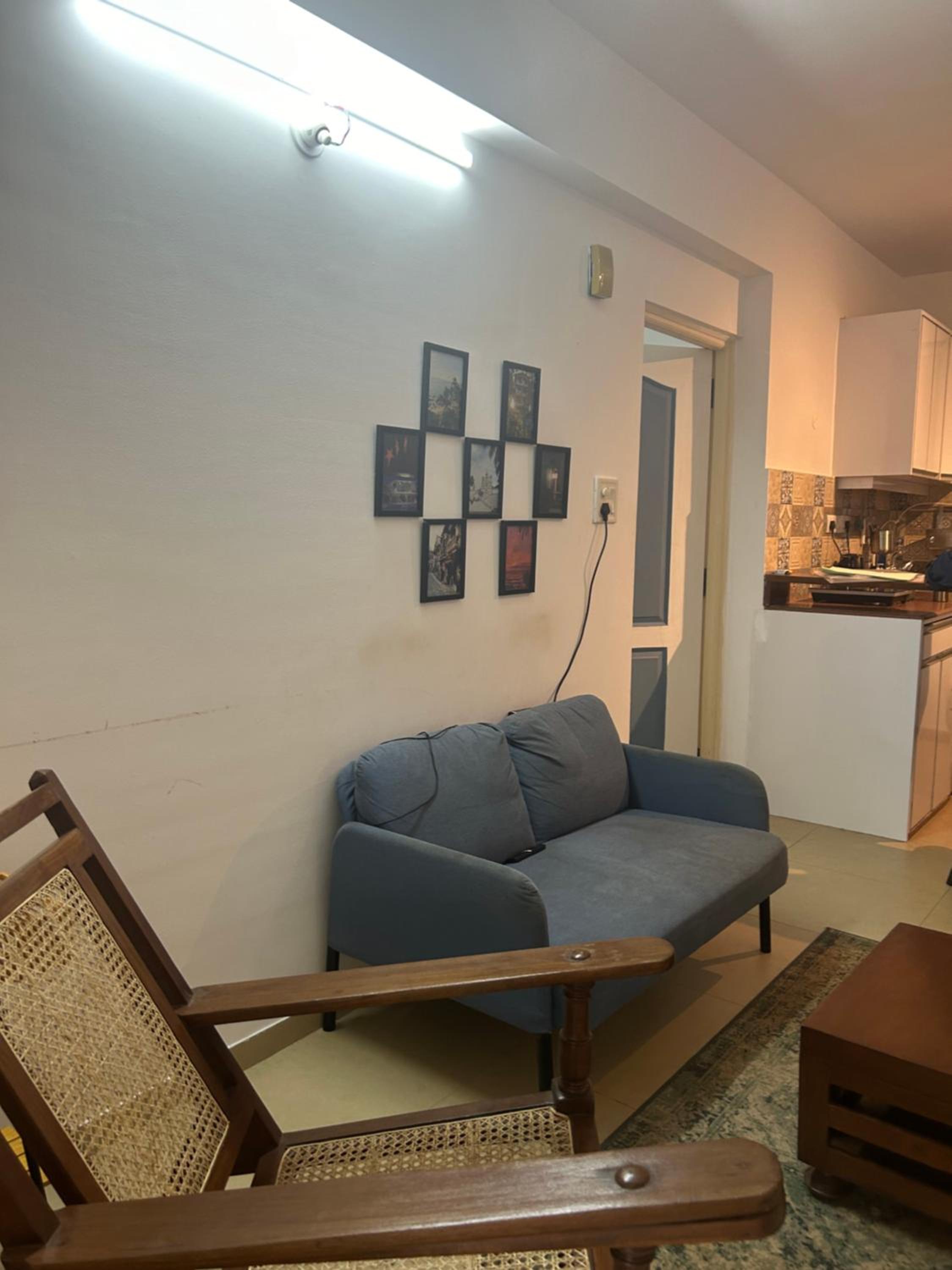One-Bedroom Apartment photo 1