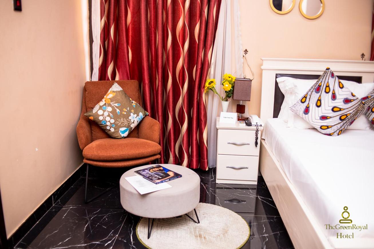 Standard Double Room photo 3