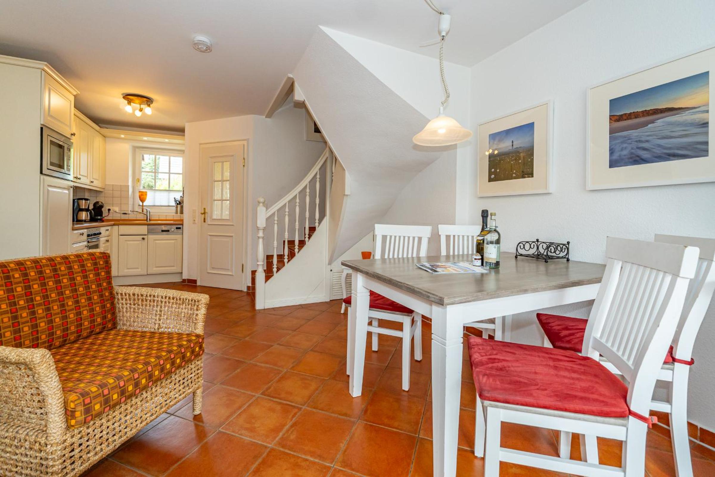 Apartment with Terrace photo 2