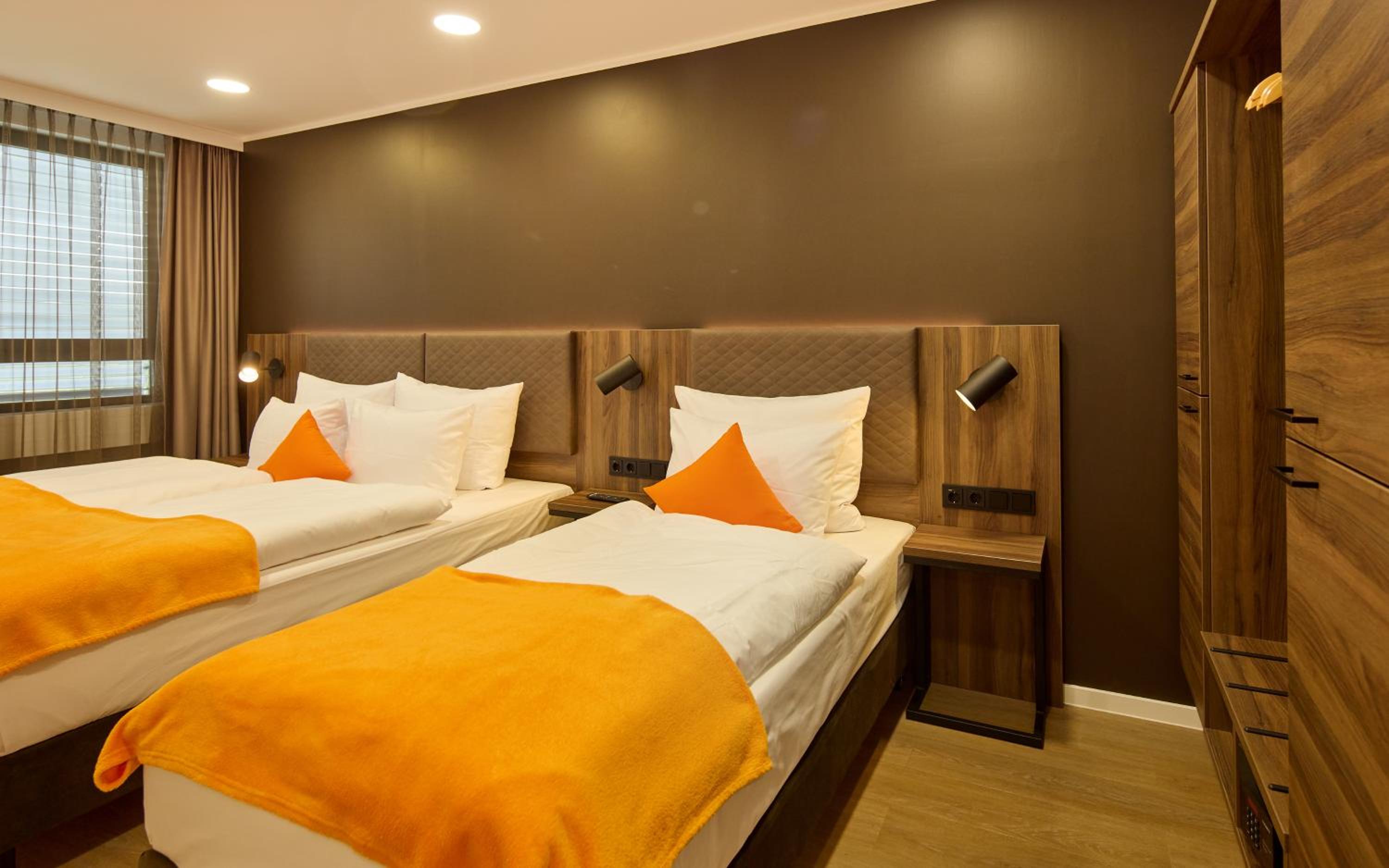 Triple Room with Balcony