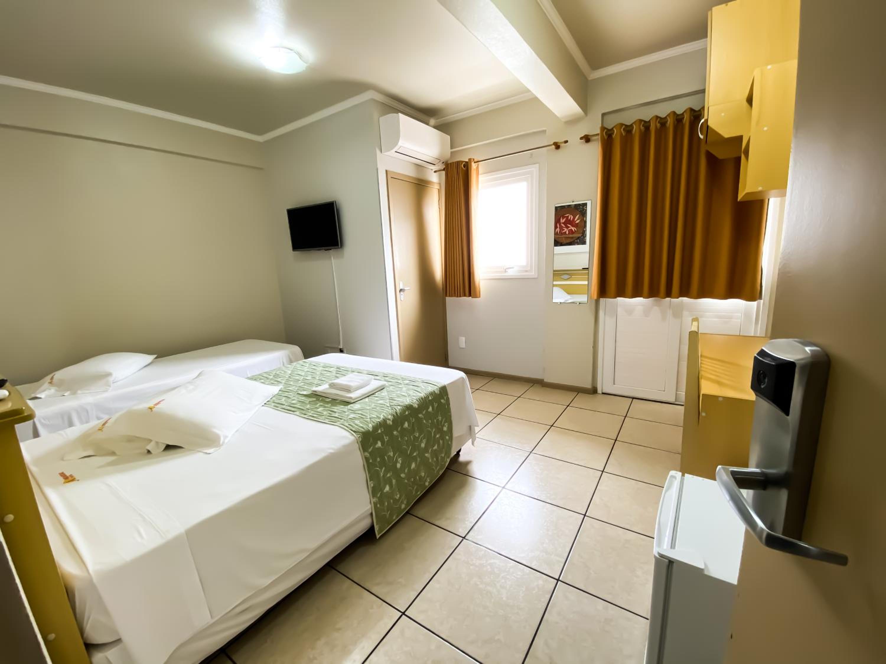 Luxury Triple Room photo 1