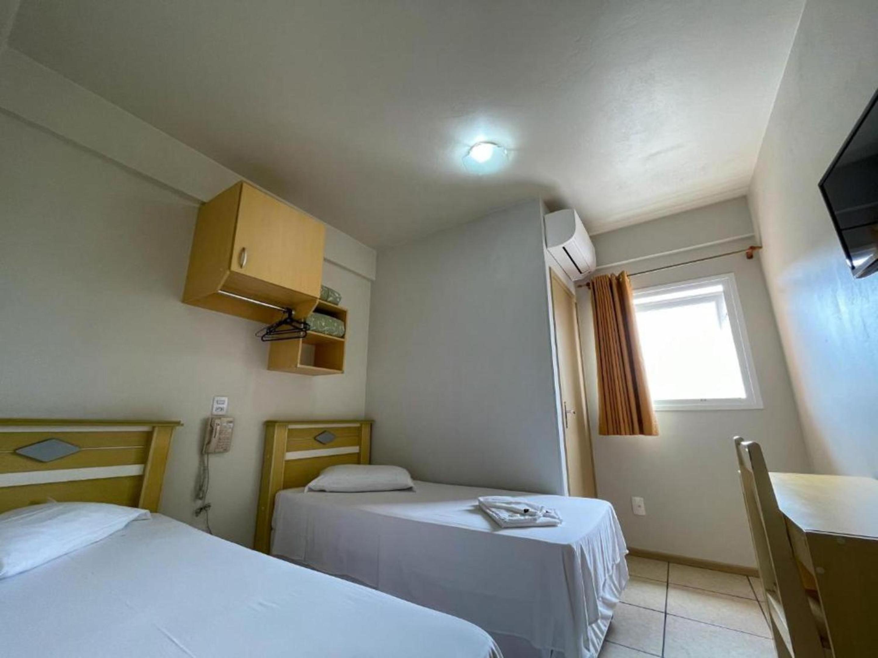 Budget Twin Room photo 1