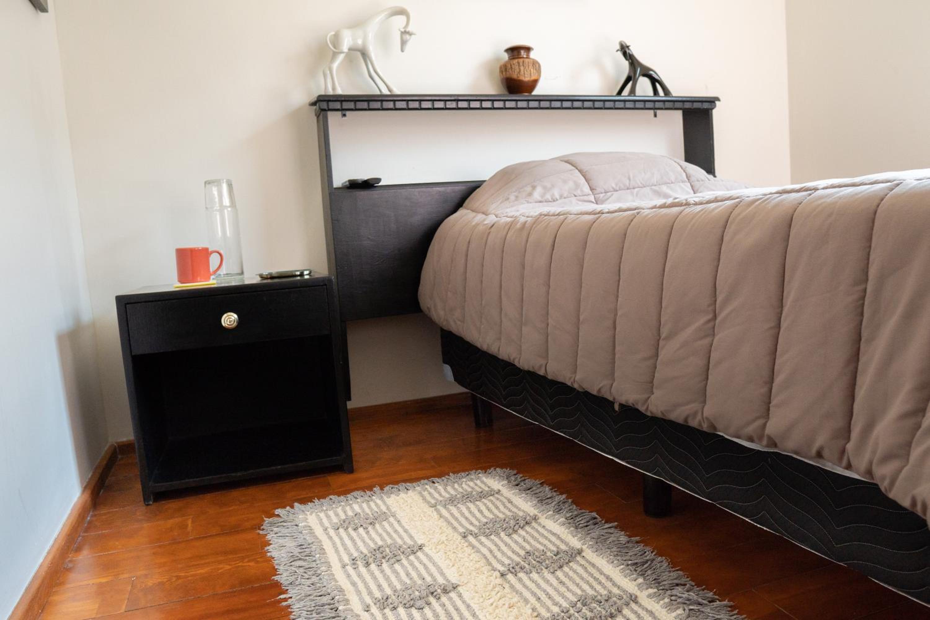 Single Room photo 3