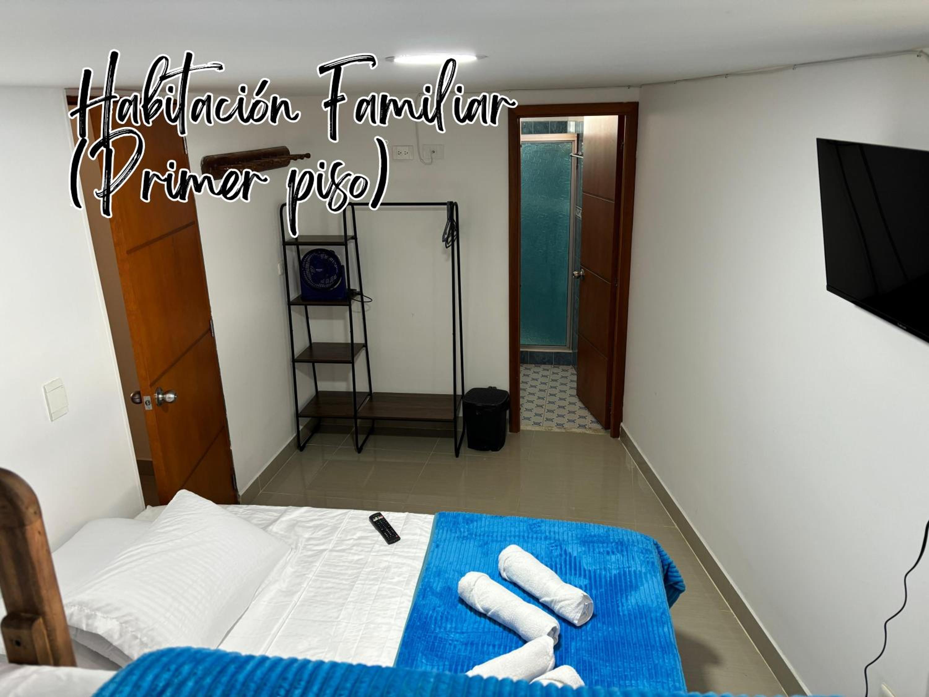 Triple Room with Private Bathroom photo 2