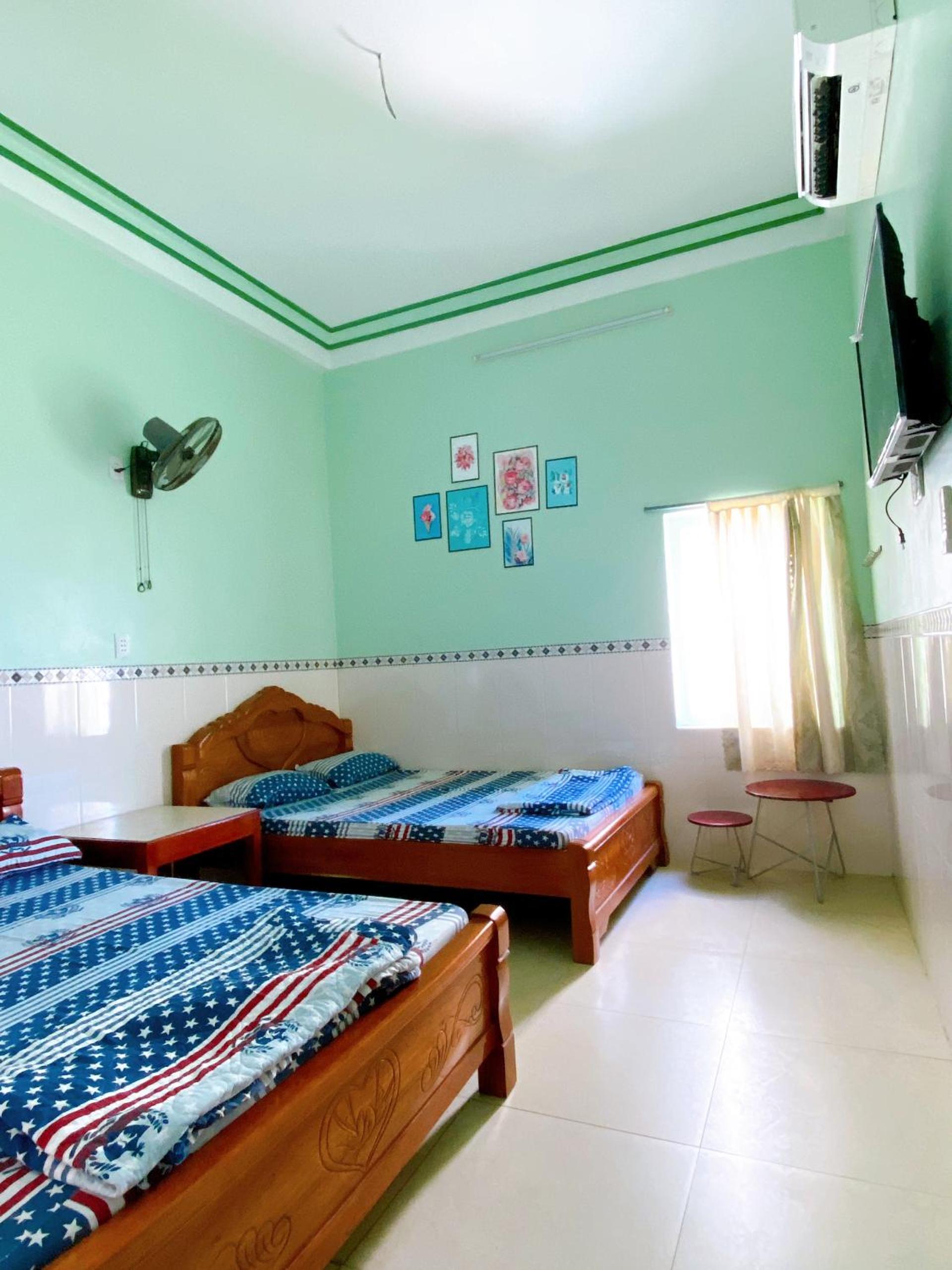 Large Double Room photo 1