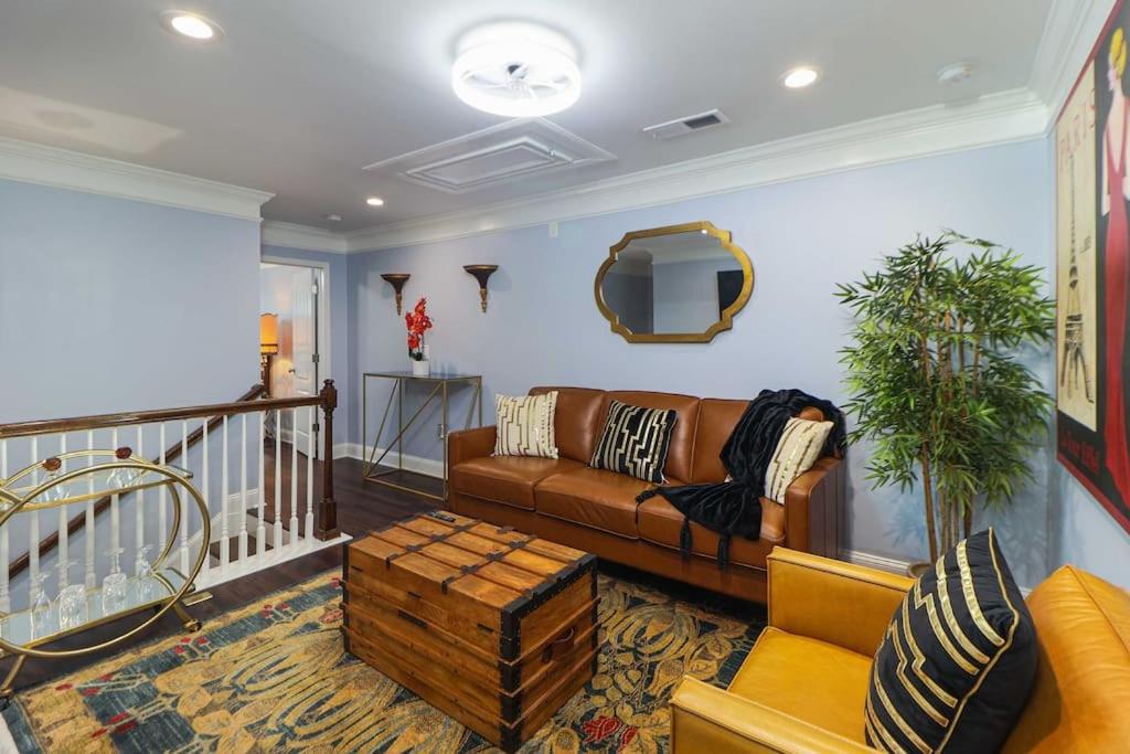 Three-Bedroom House photo 2