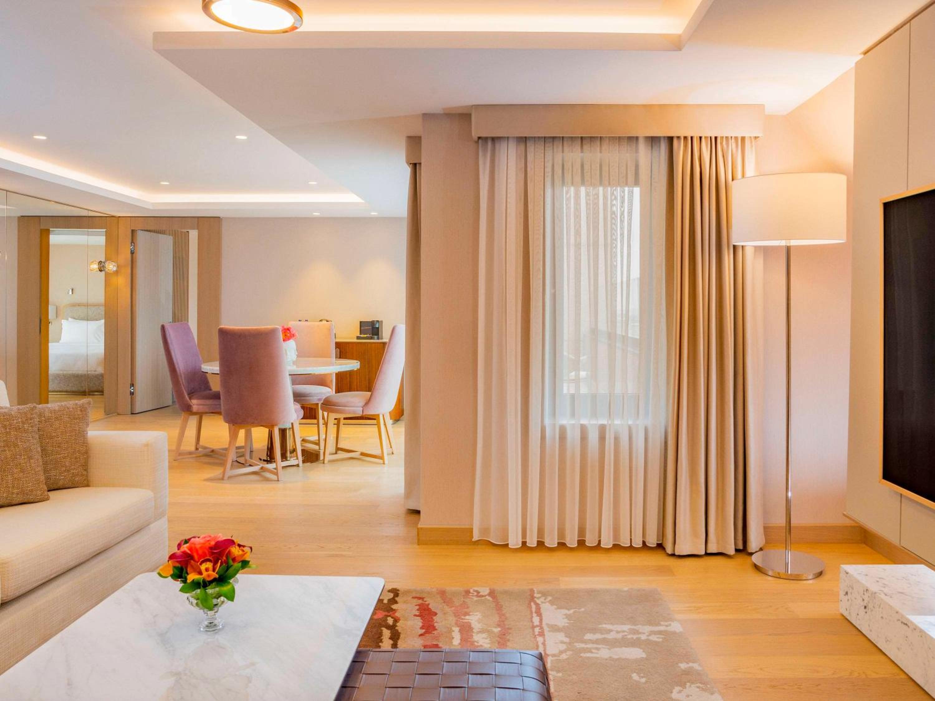Deluxe Twin Room with Bosphorus View