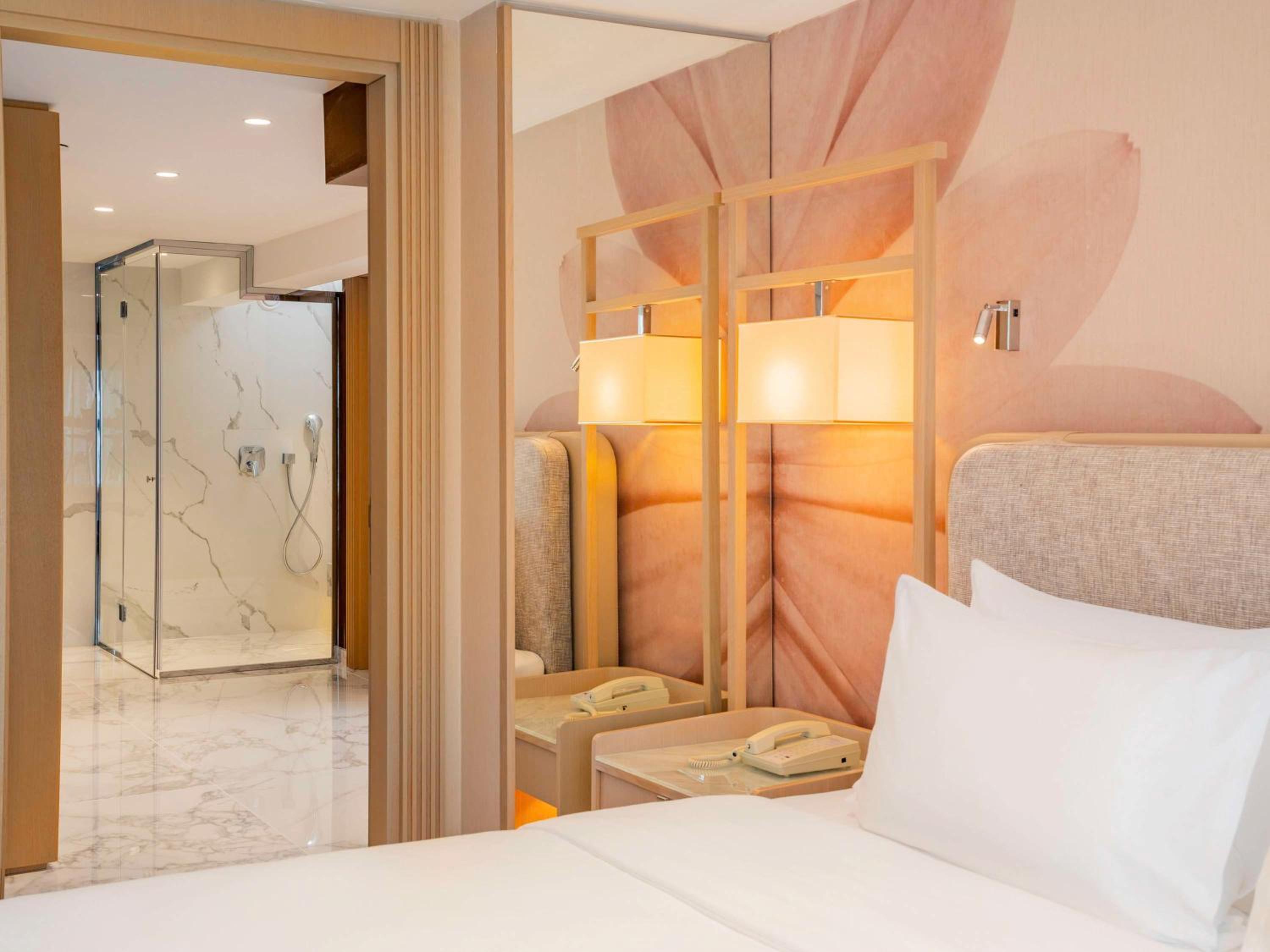 Deluxe Twin Room with Bosphorus View