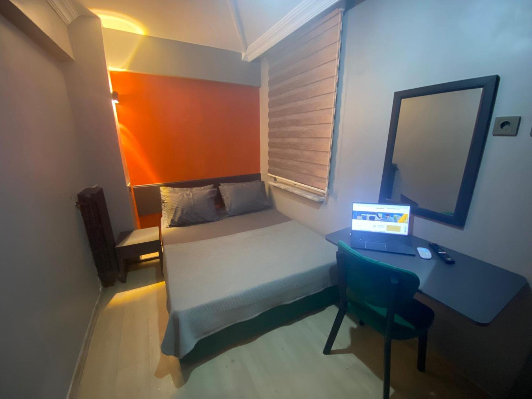 Deluxe Single Room