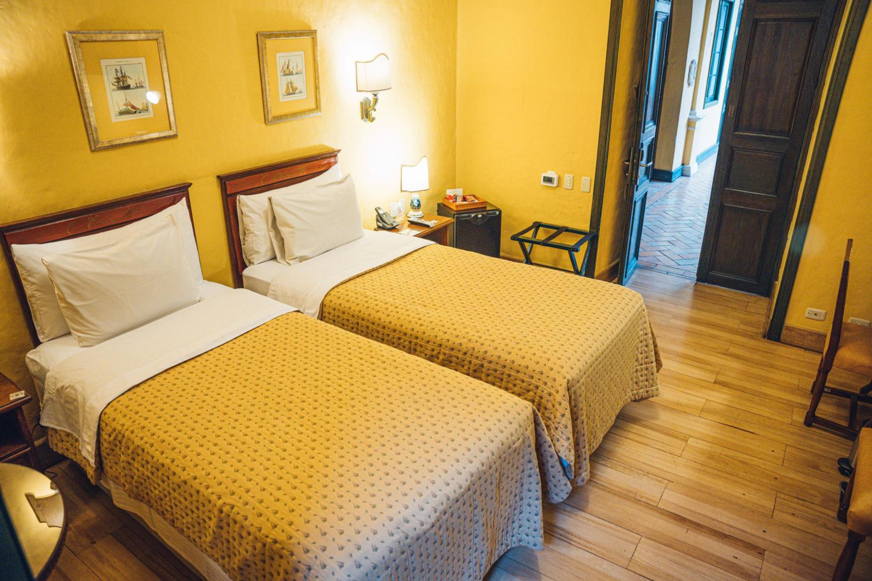 Large Twin Room photo 1