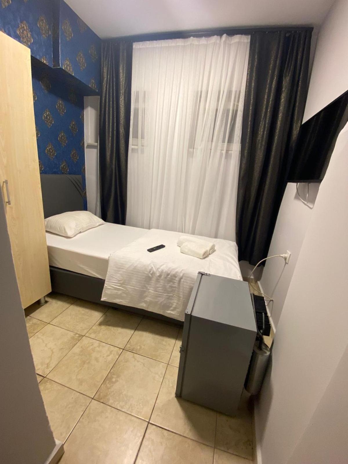Budget Single Room