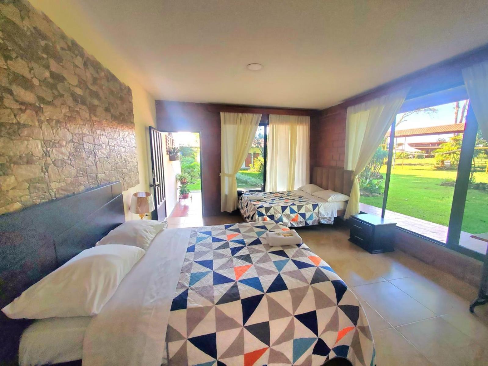 Deluxe Queen Room