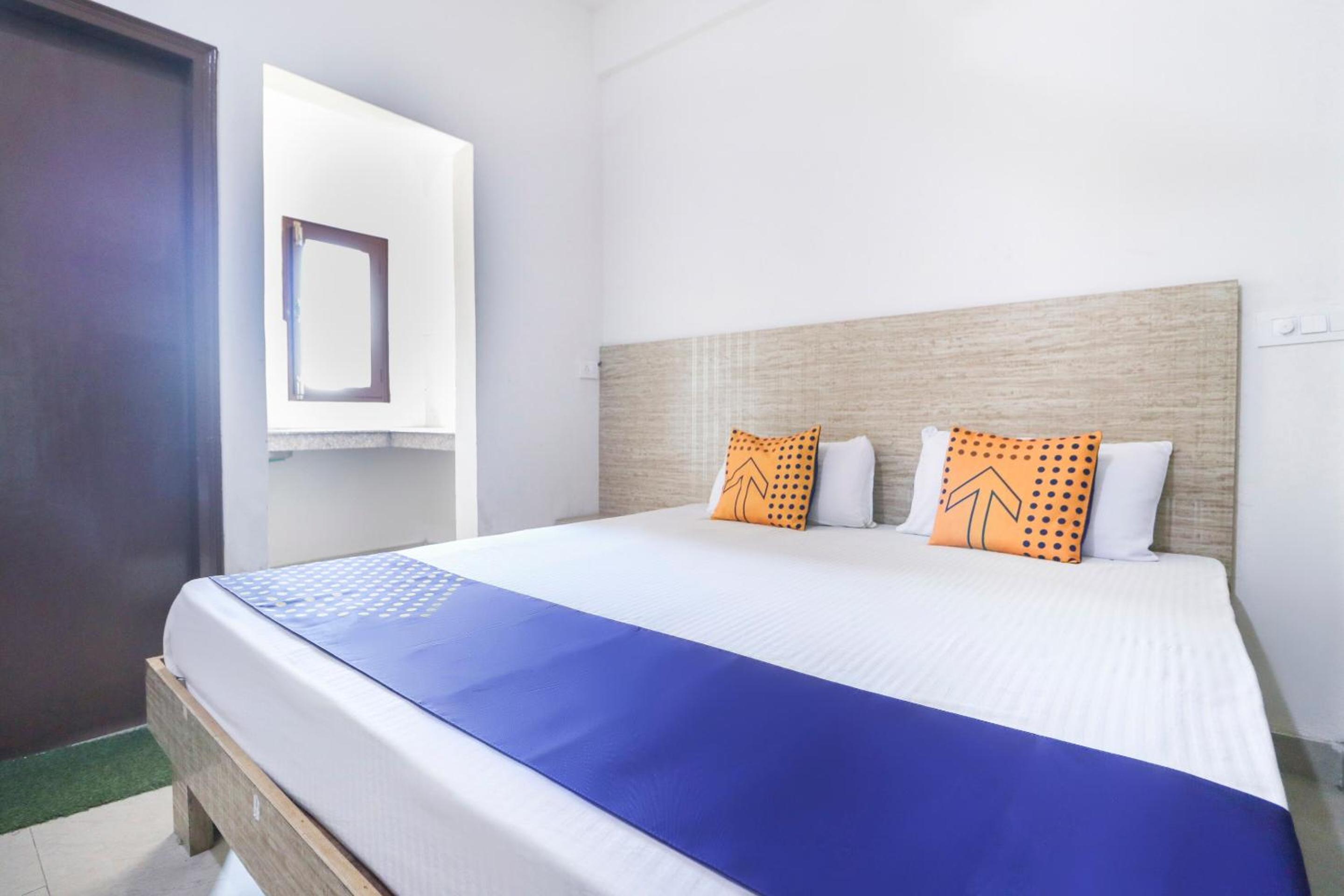 Small Double Room photo 3