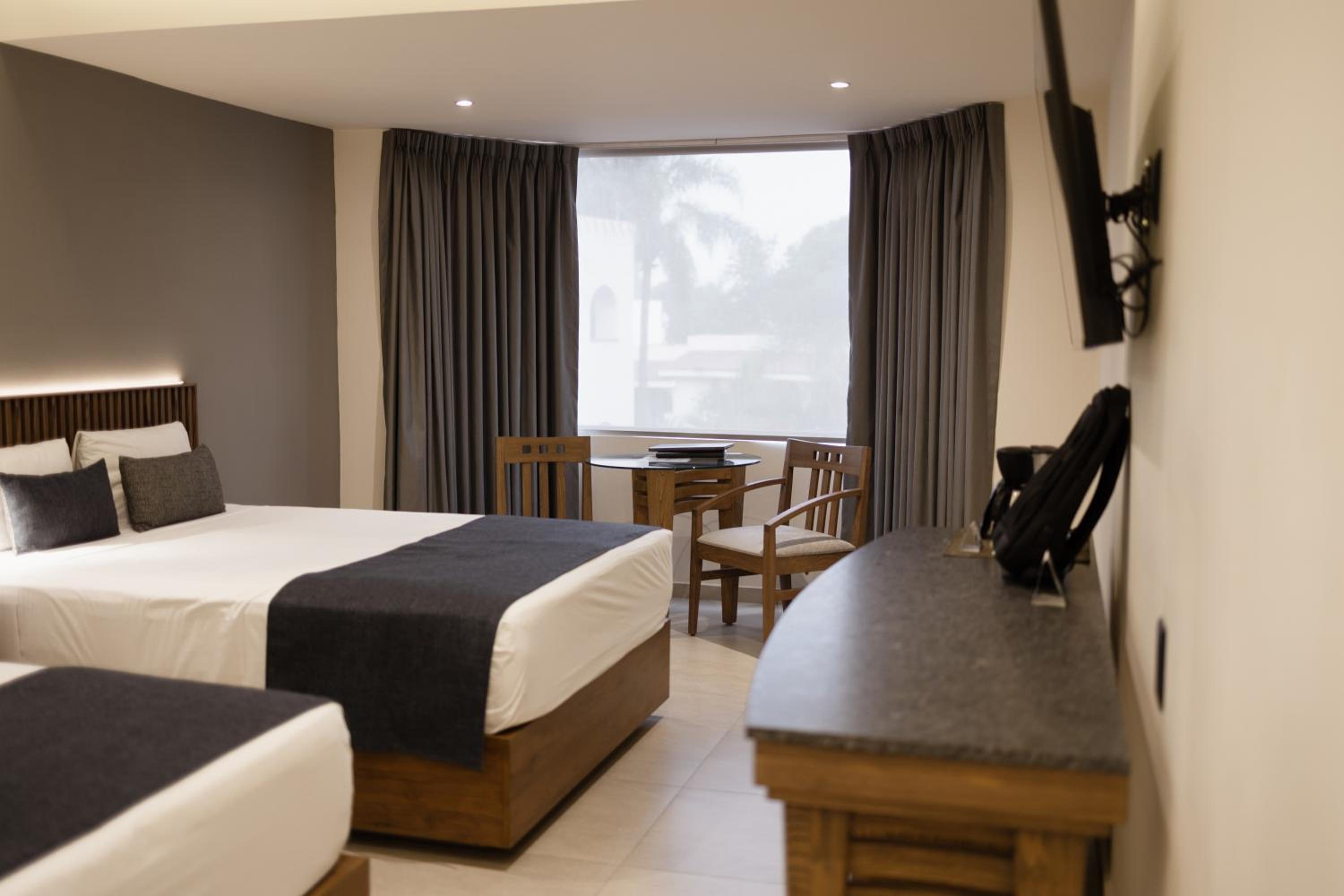 Superior Twin Room - Photo 4