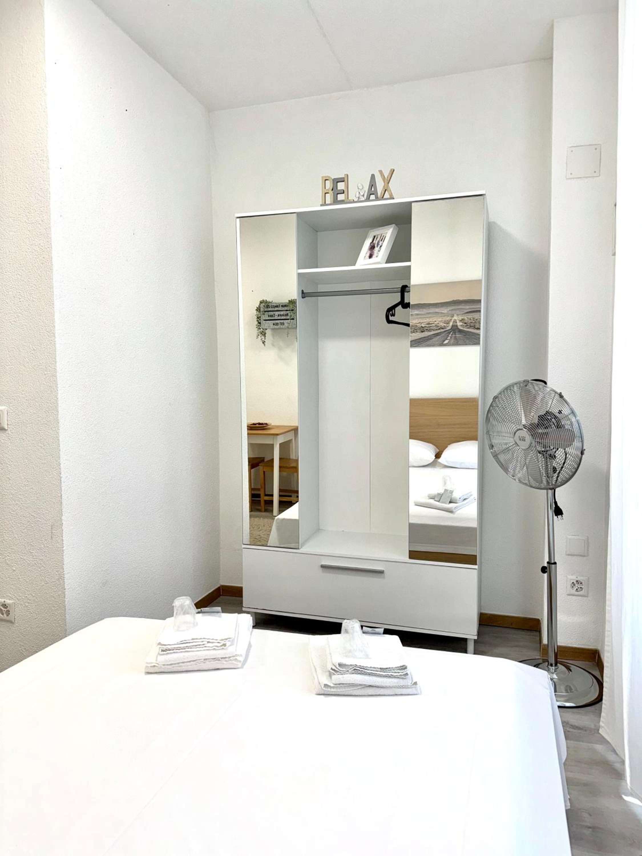 Small Double Room photo 1