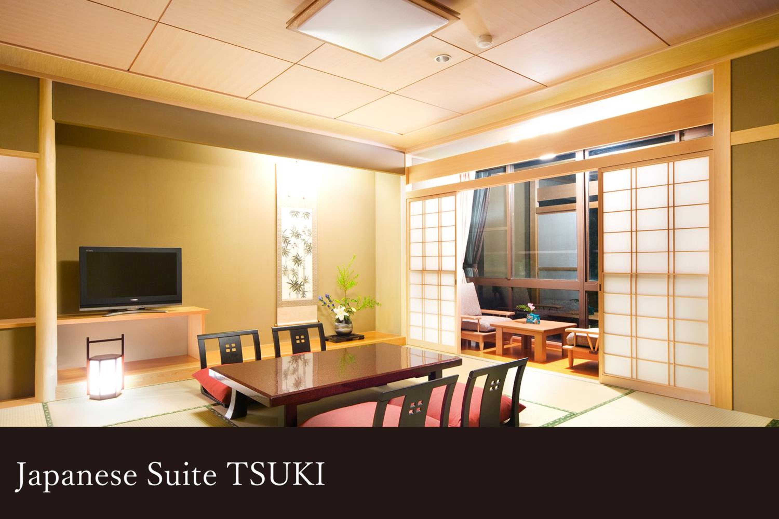 High-Grade Japanese-Style Room [Tsuki] - River view, with scenic bath hot spring photo 2