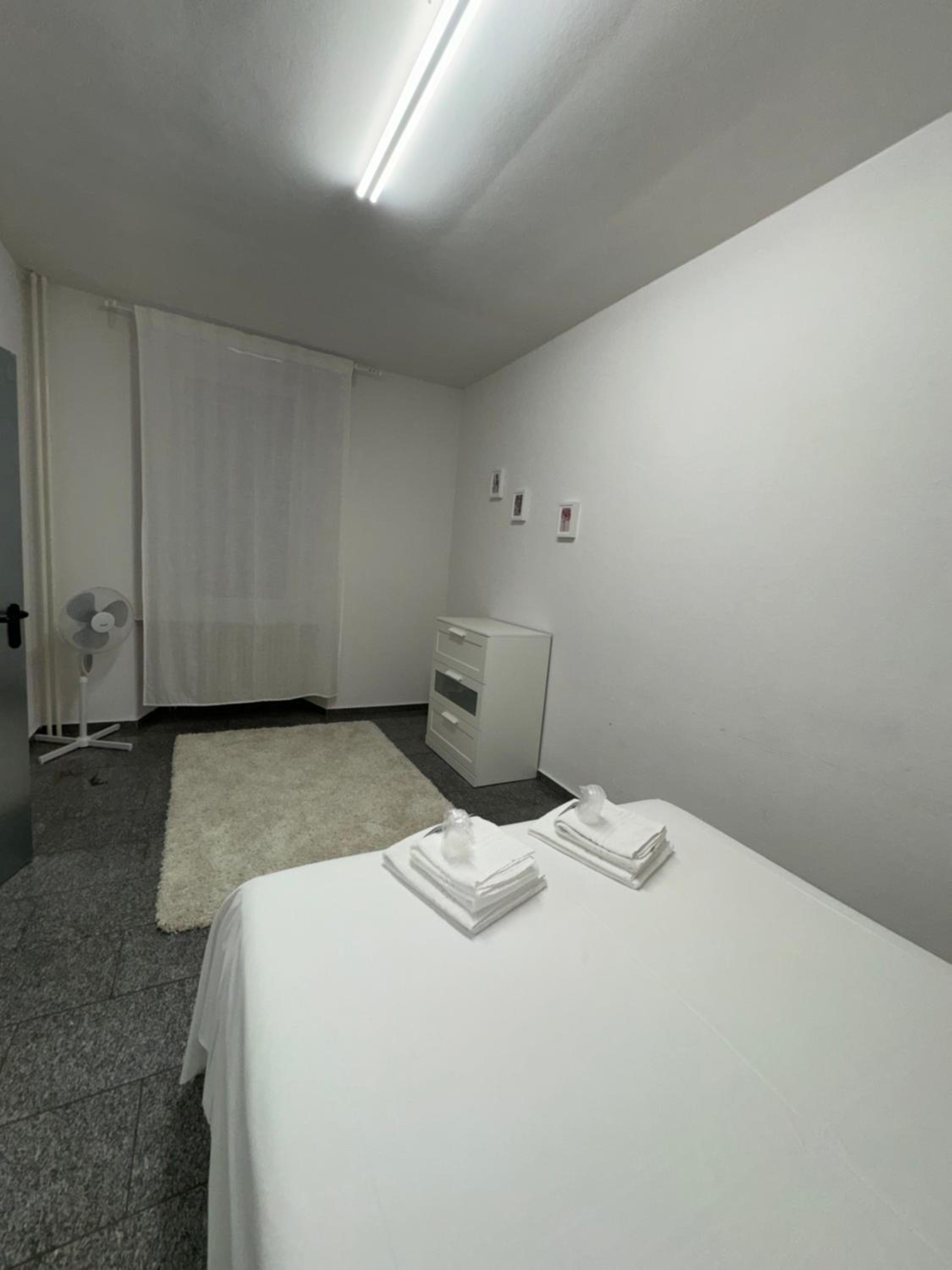 Large Double Or Twin Room photo 2