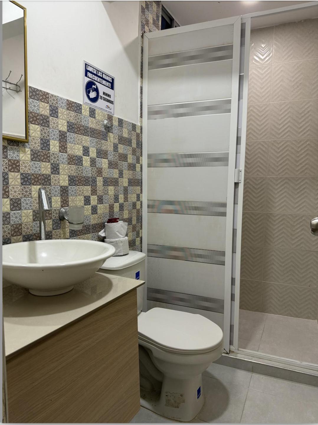 Quadruple Room with Bathroom photo 2
