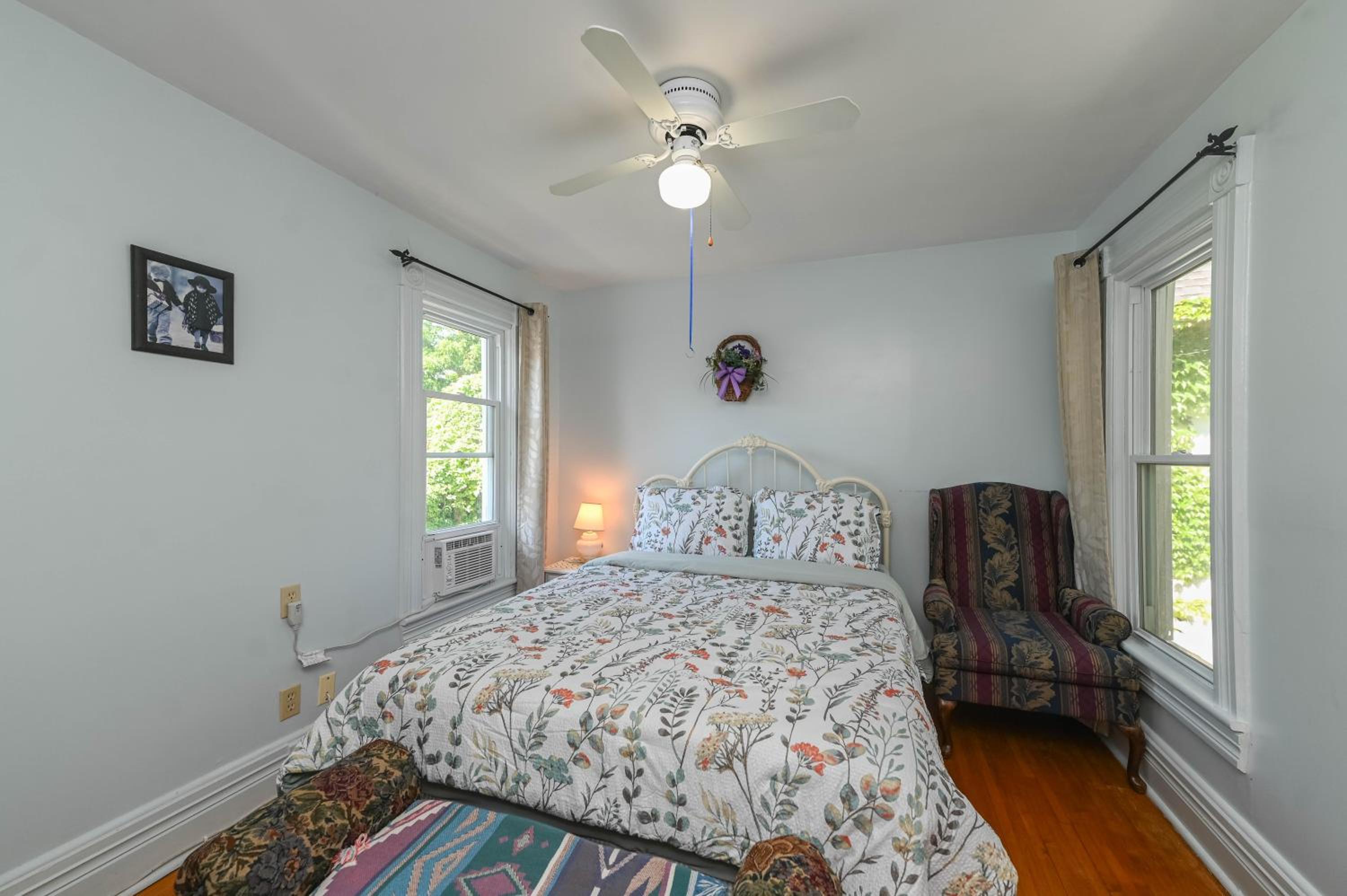 Queen Room - Photo 2