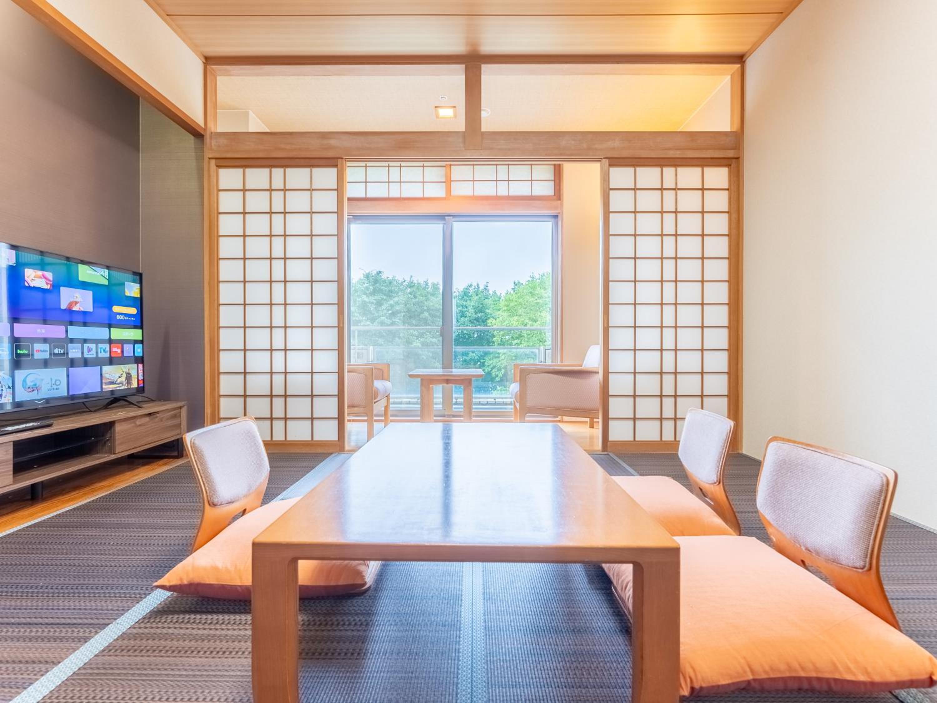 Standard Japanese-Style Room with Shared Bathroom - Non-Smoking - Photo 1