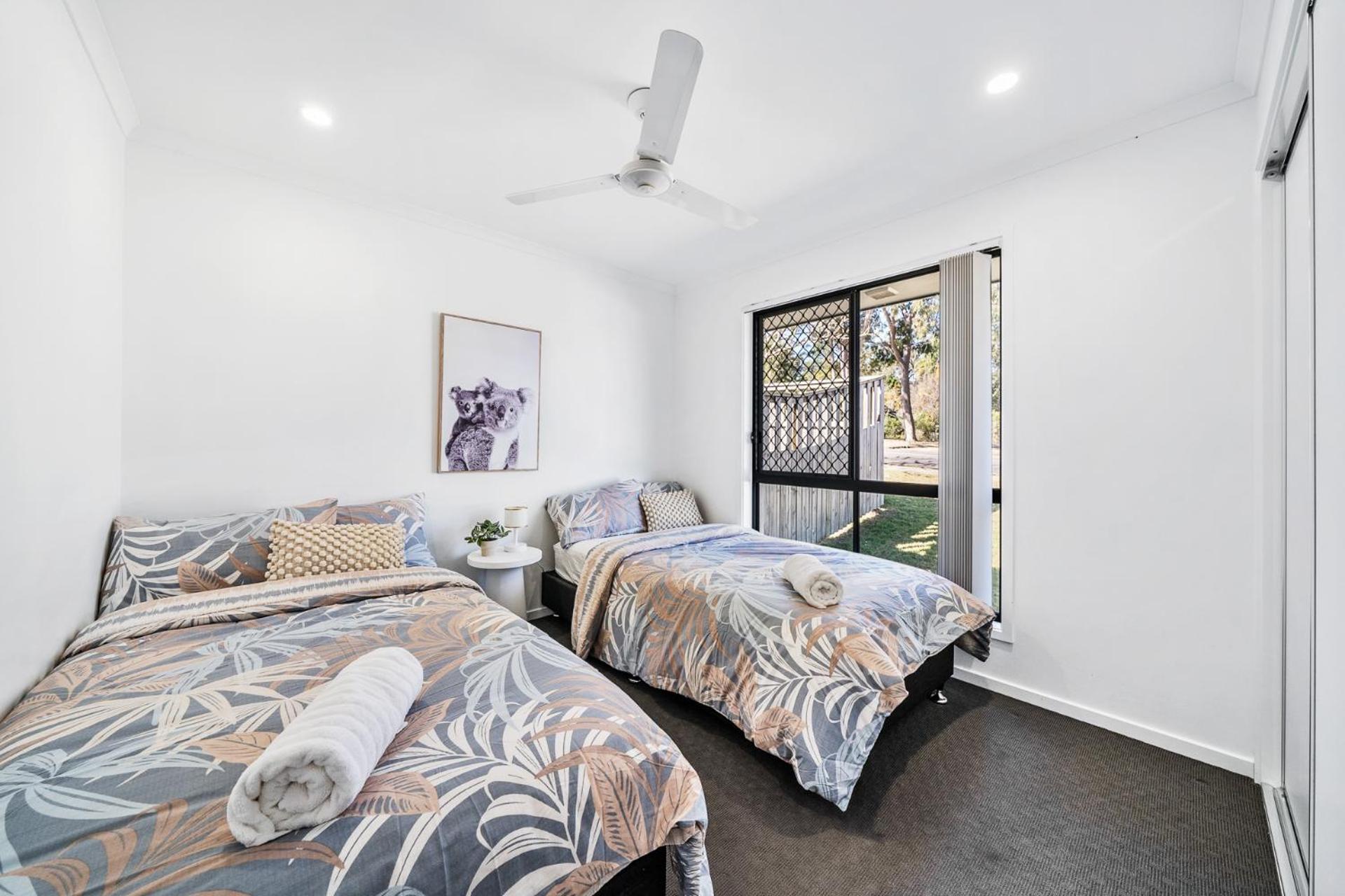 Three-Bedroom House photo 2