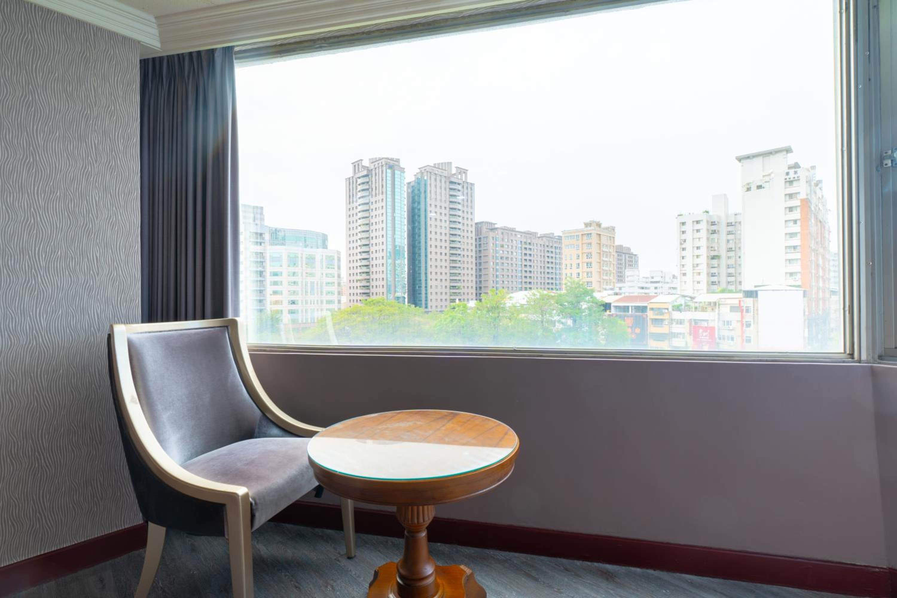Superior Quadruple Room - Photo 4