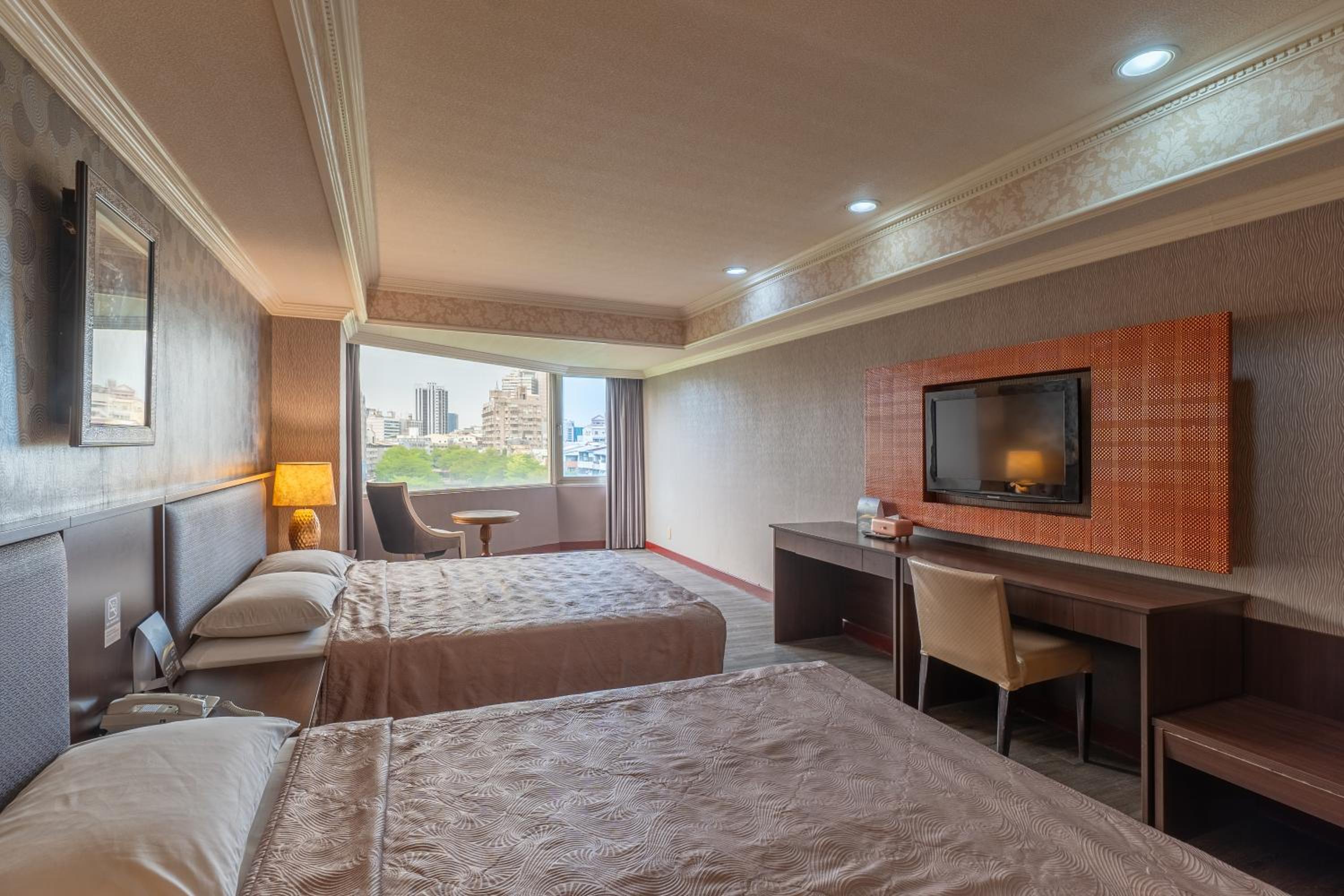 Superior Quadruple Room - Photo 1