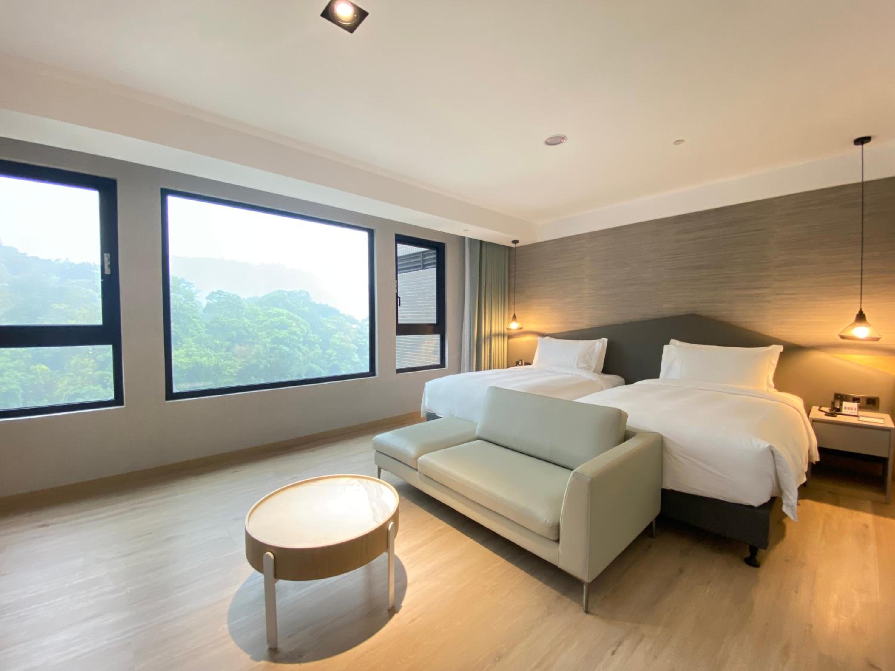 Executive Double or Twin Room with Mountain View - Photo 2
