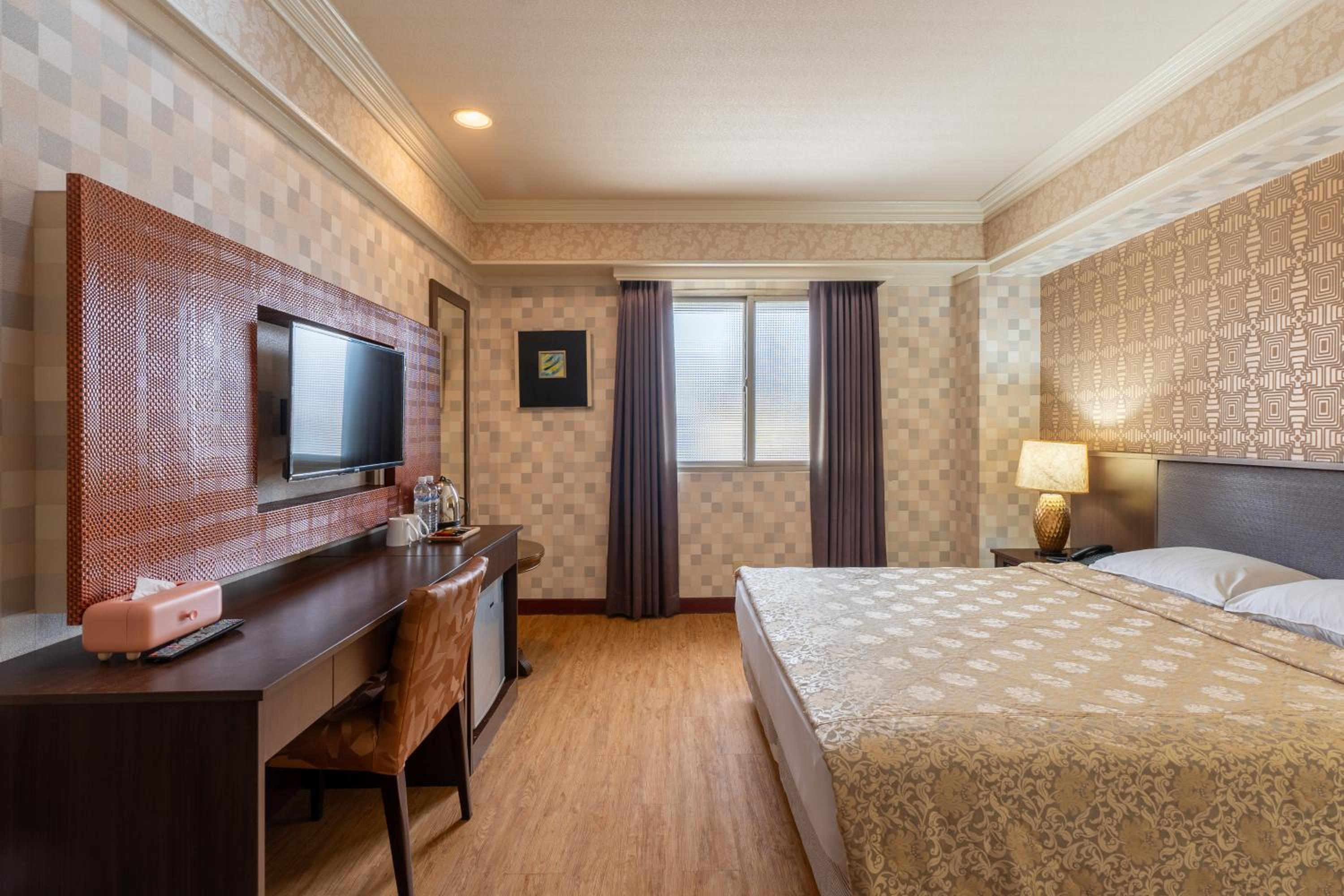 Standard Double Room - Photo 4