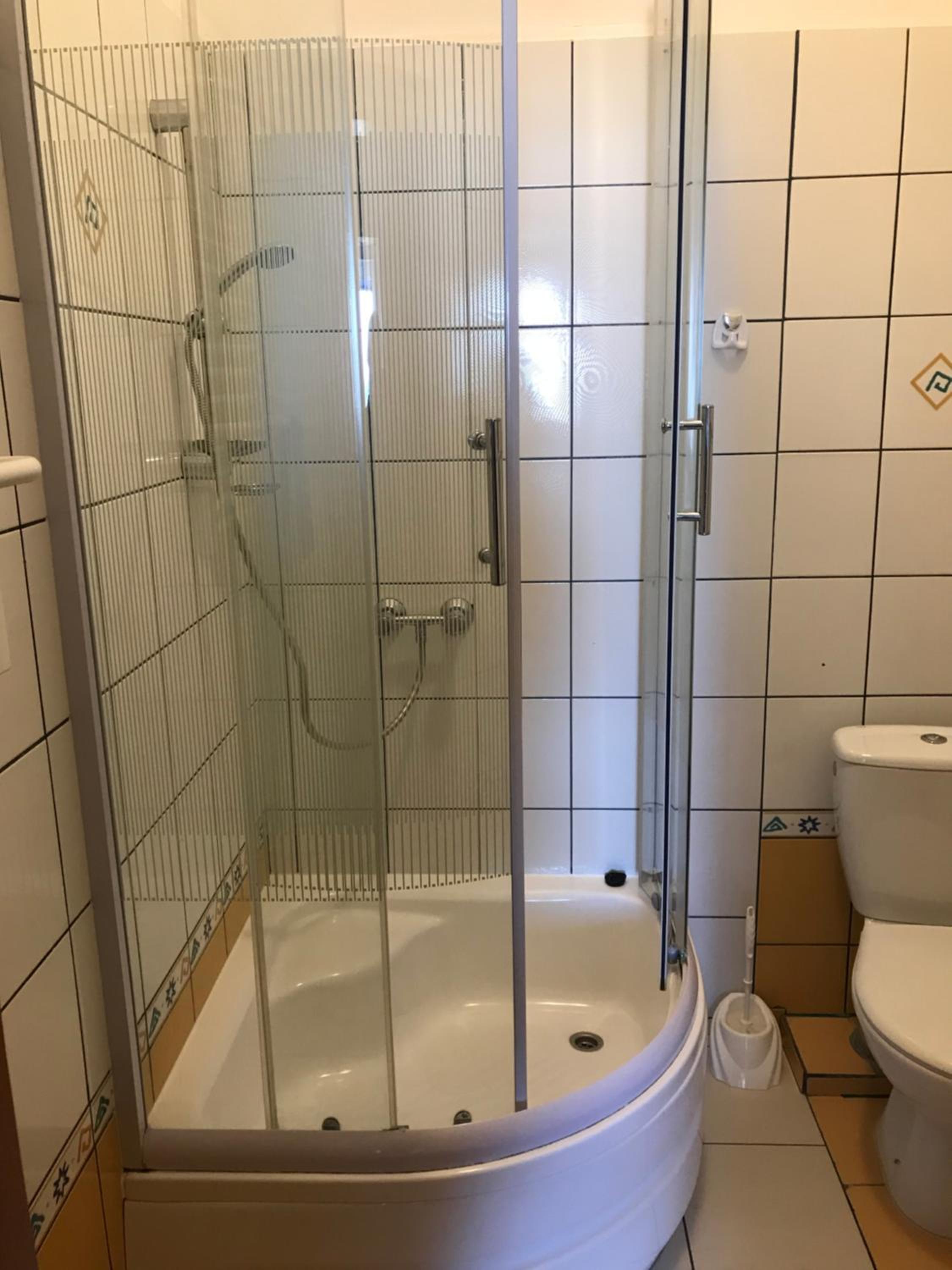Triple Room with Private Bathroom - Photo 4