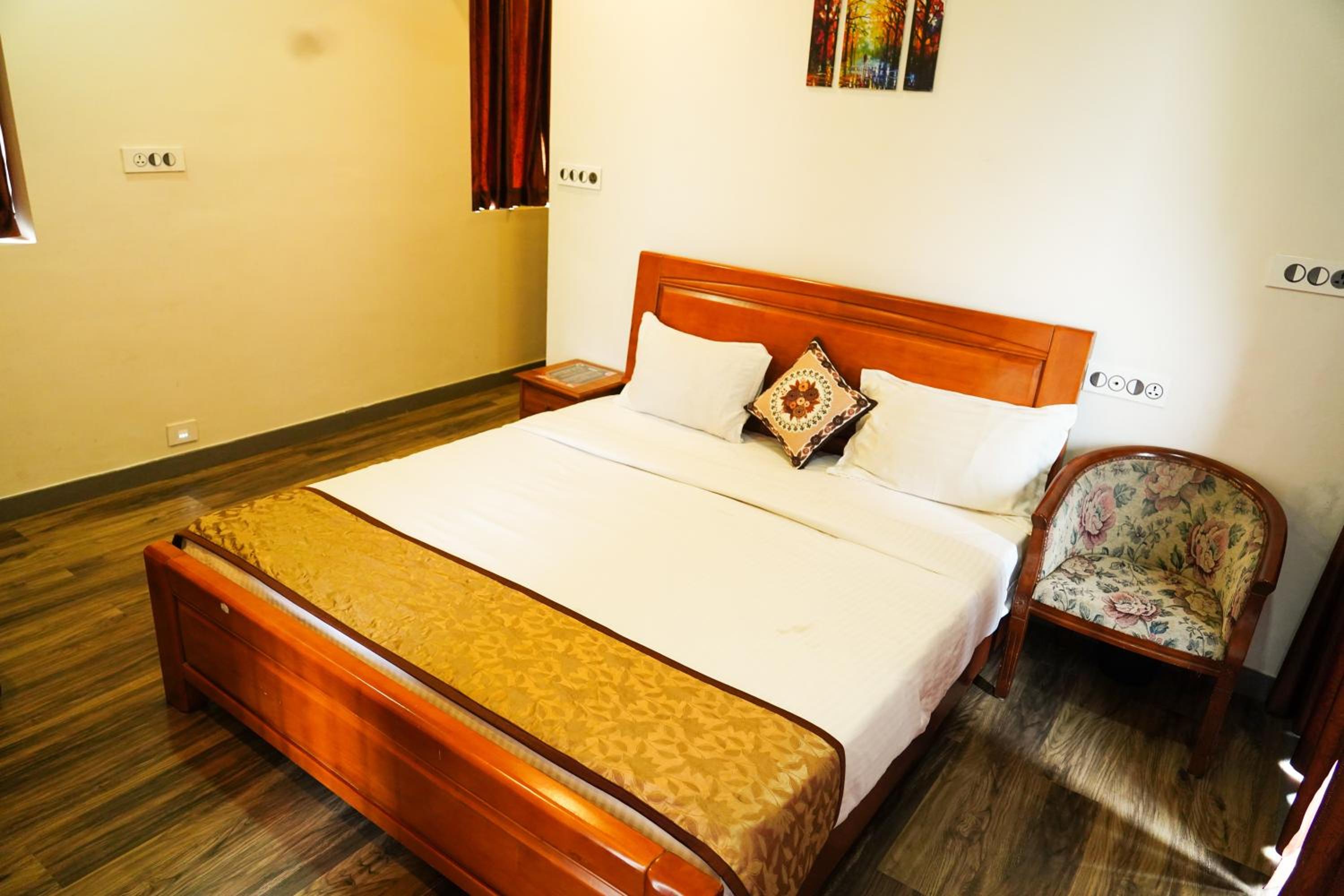 Double Room with Balcony photo 2