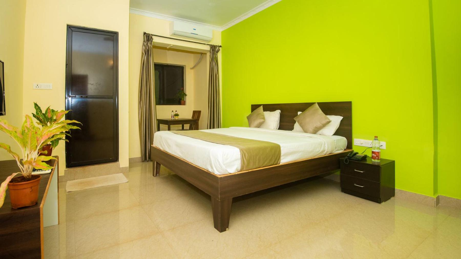 Standard King Room