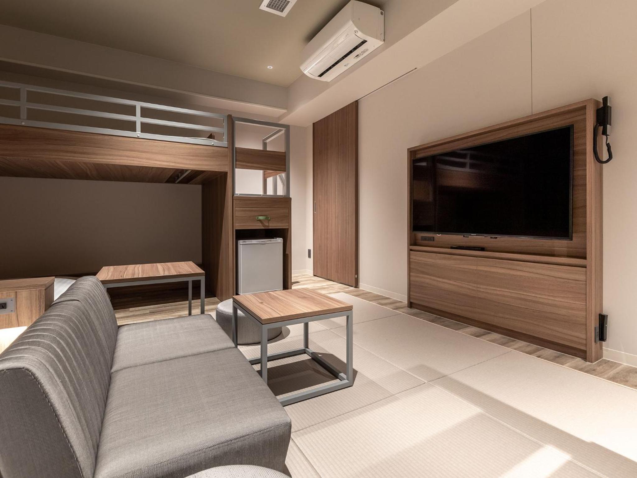 Standard Quadruple Room - Non-Smoking - Photo 1