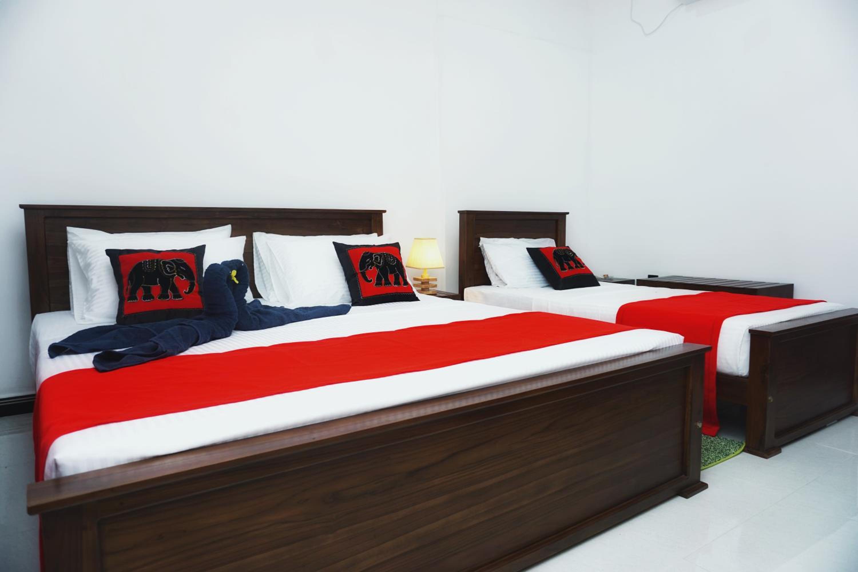 Deluxe Double Room photo 2