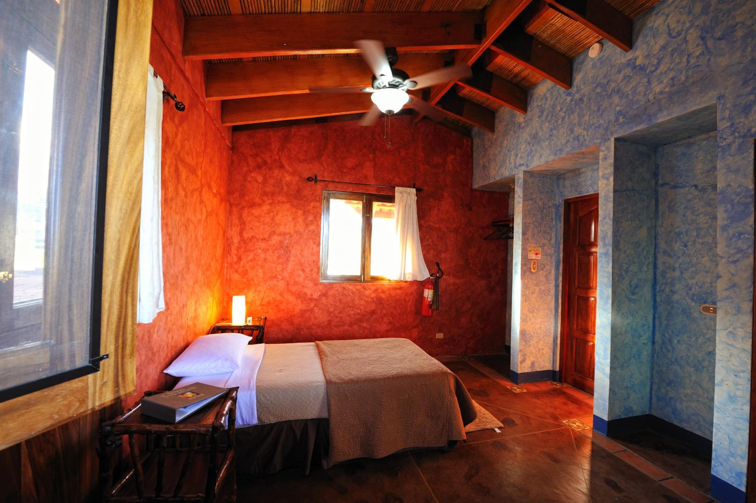 Deluxe Queen Room photo 1