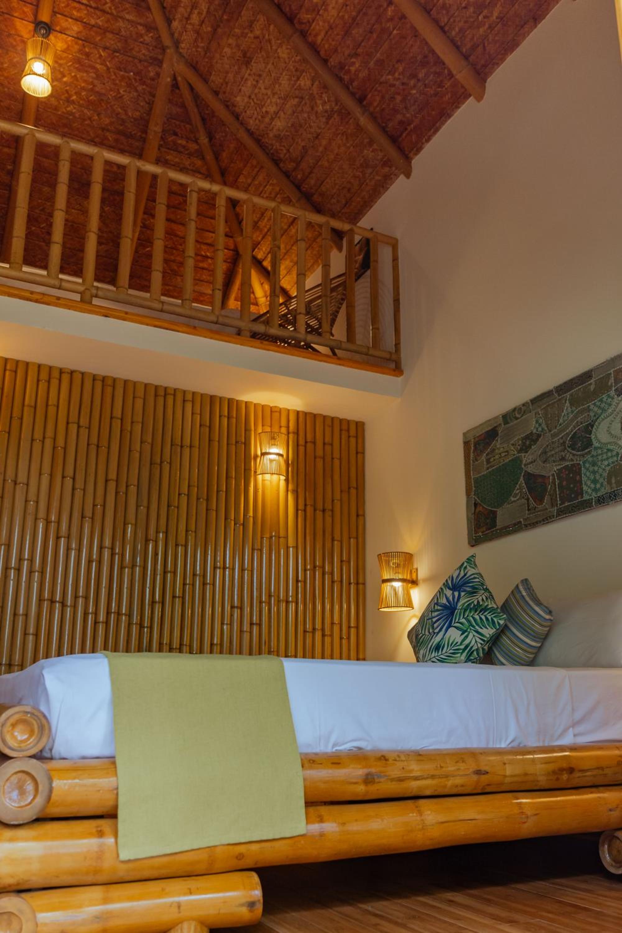 Quadruple Room with Balcony photo 2