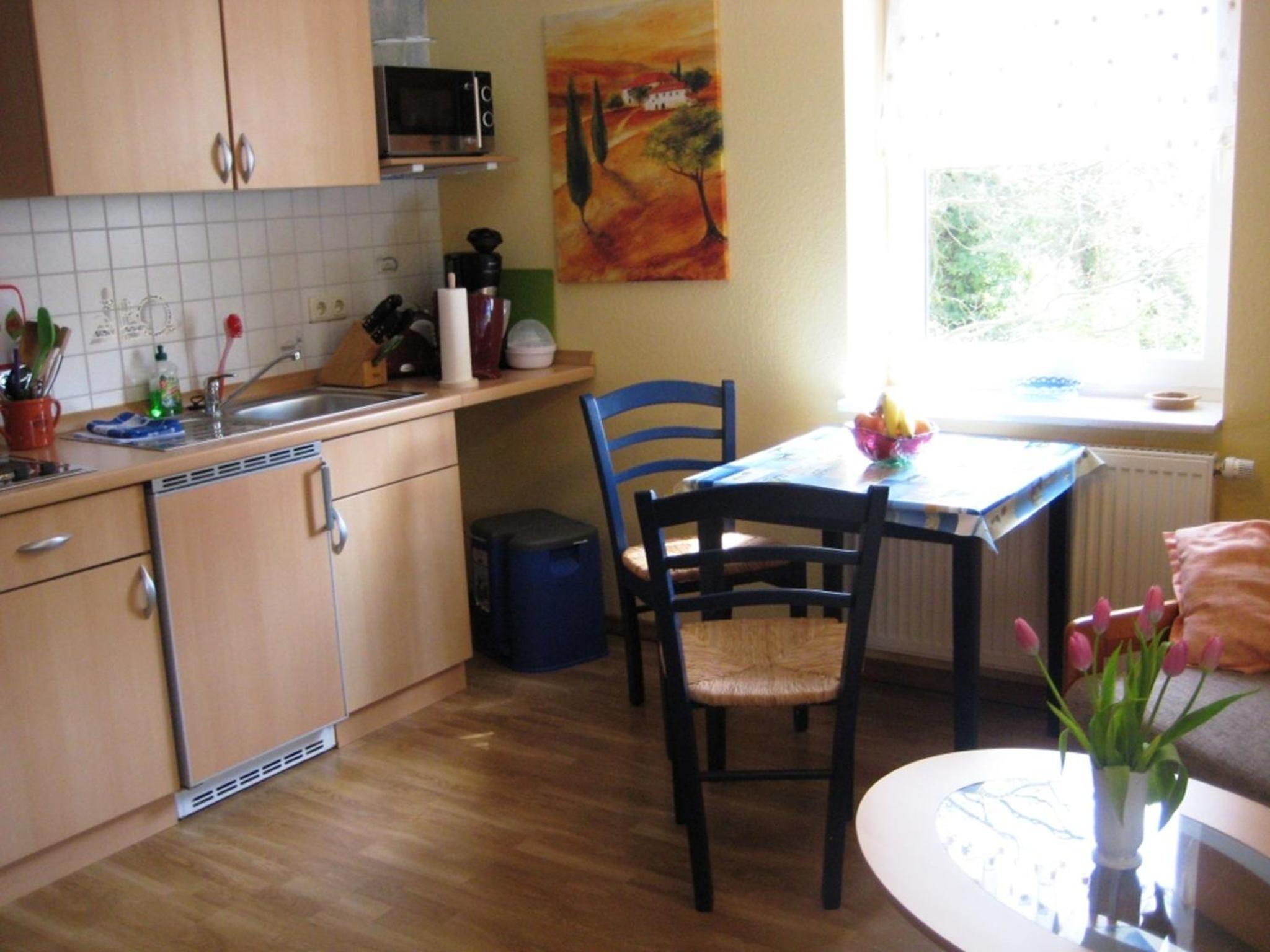 One-Bedroom Apartment with Shower photo 3