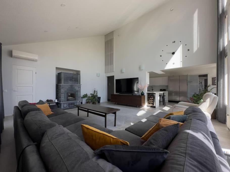 Villa photo 3