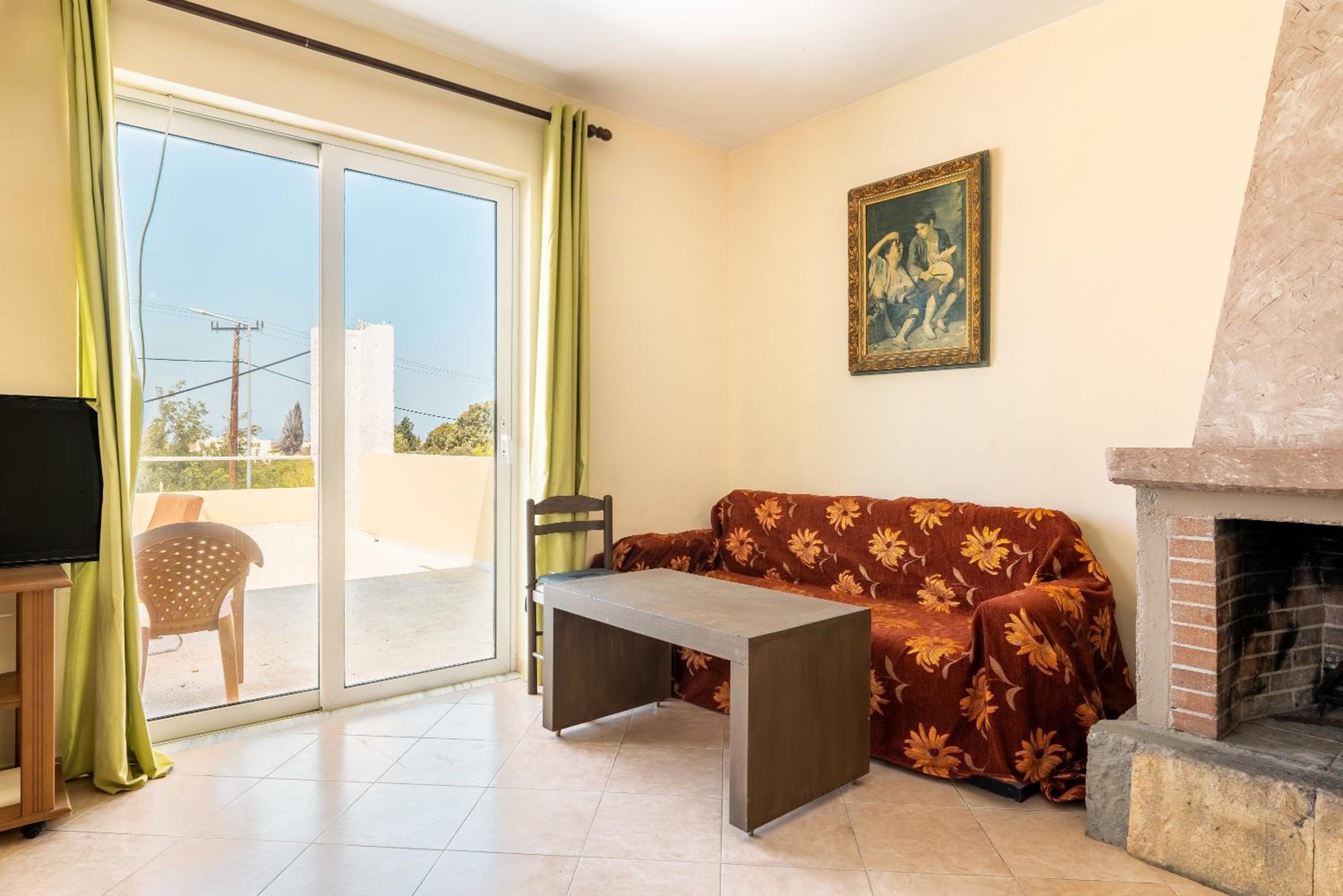 Superior One-Bedroom Apartment With Balcony photo 1