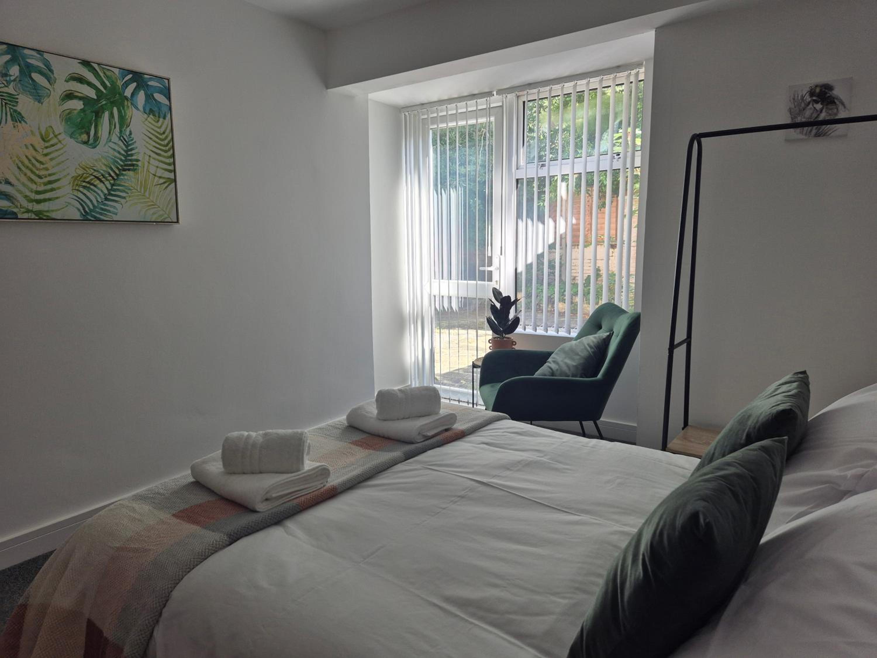 One-Bedroom Apartment photo 3