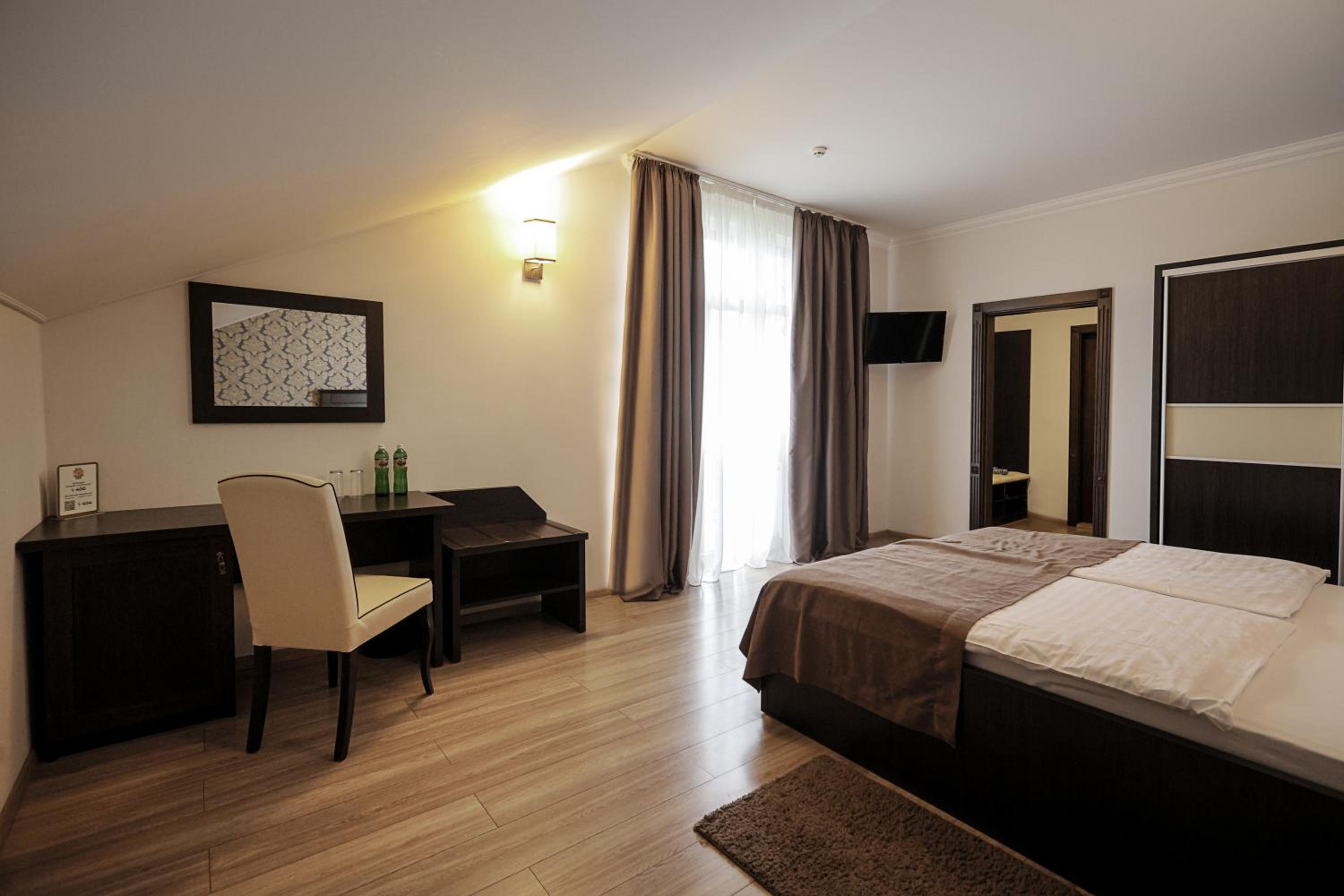 Single Room photo 2