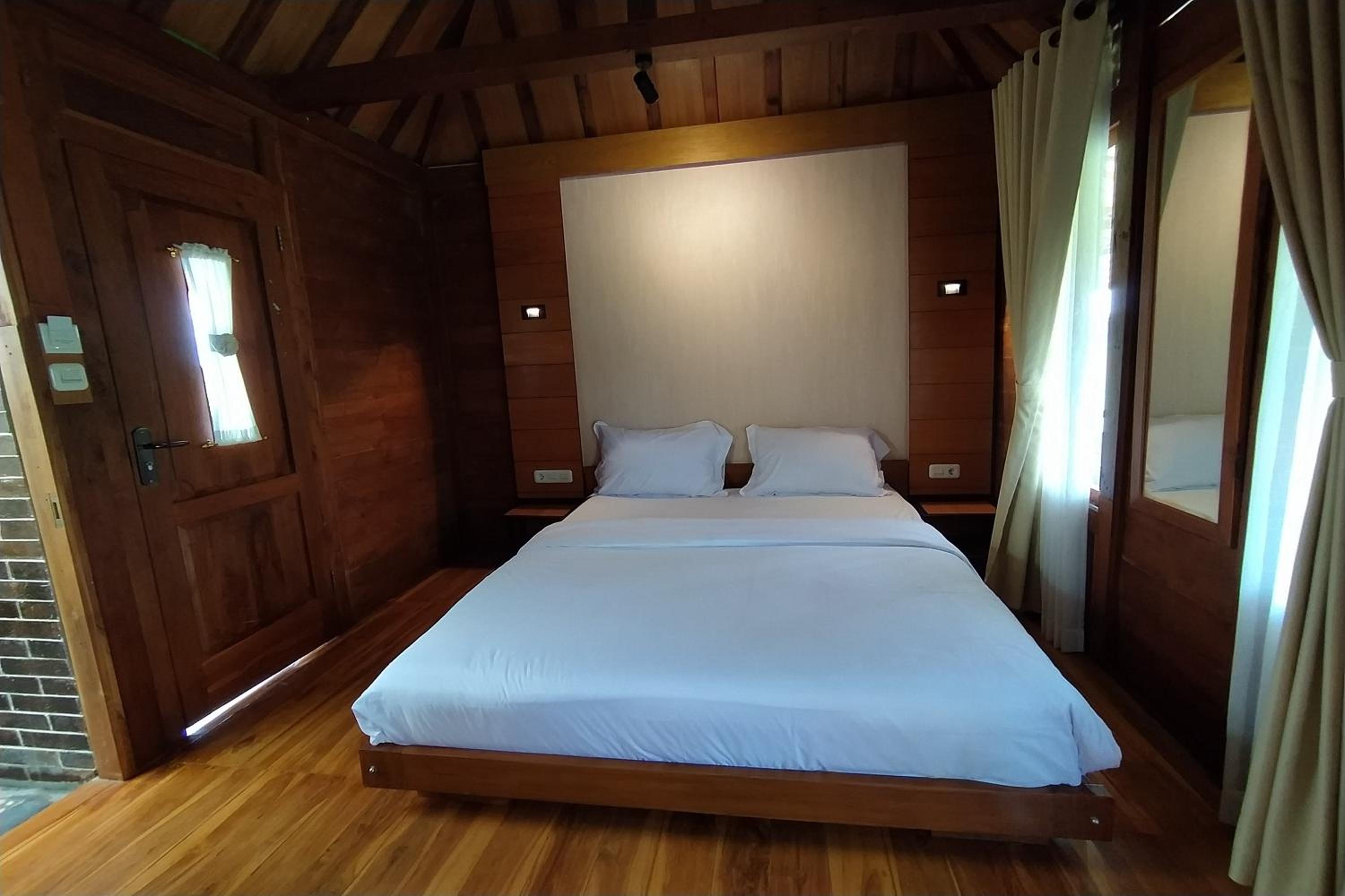 Superior Villa photo 1