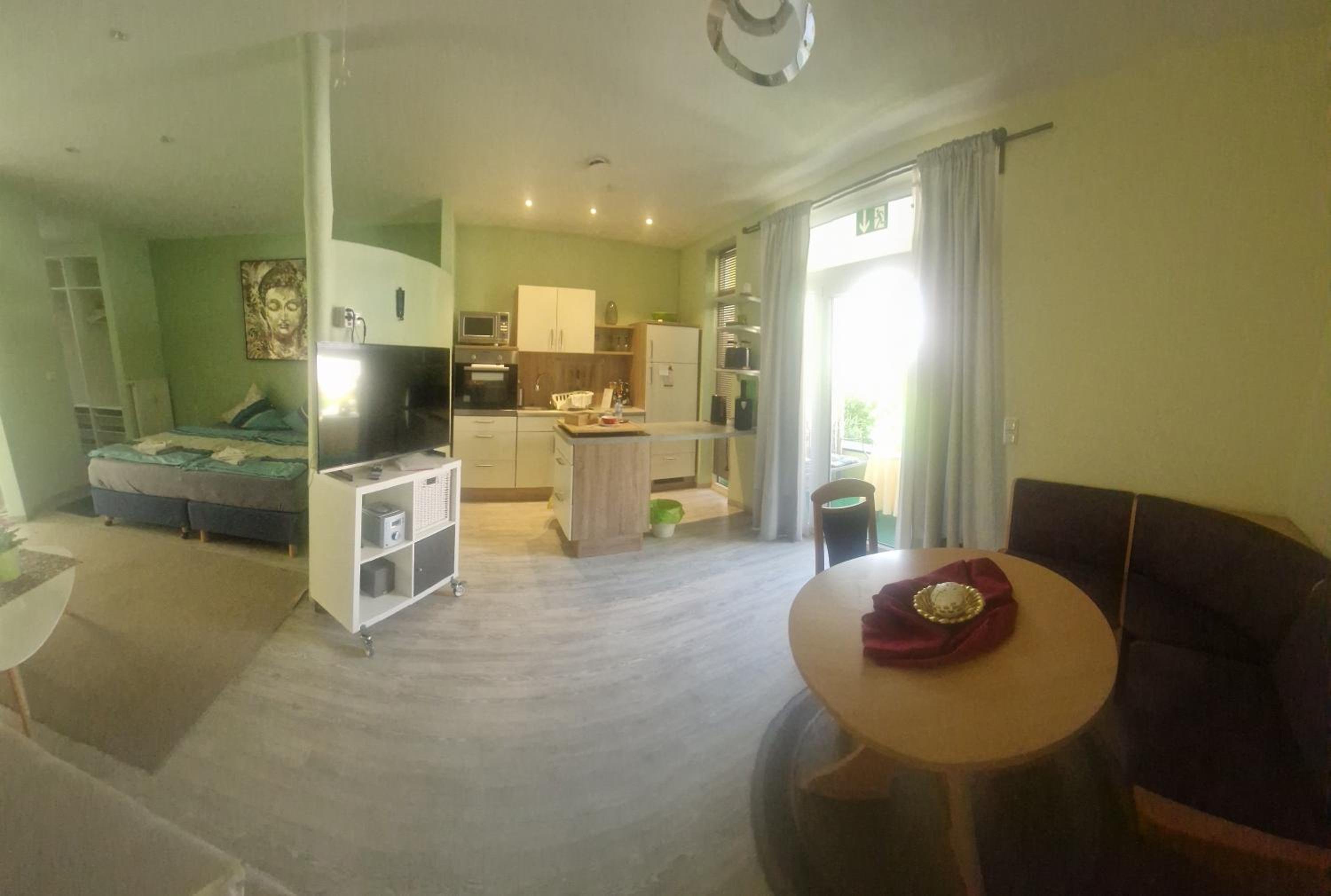 Apartment (2-4 Adults)