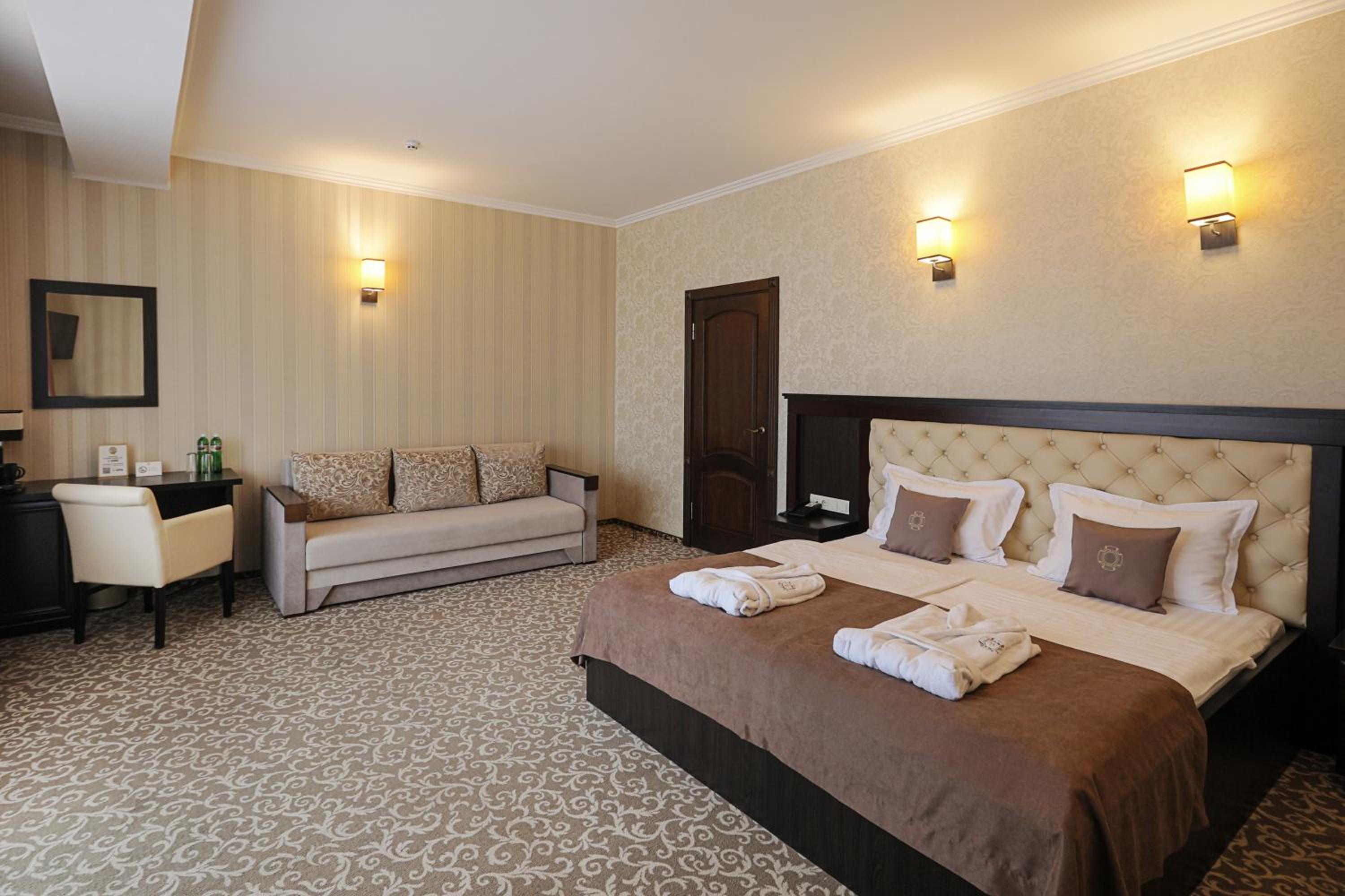 Suite with Balcony
