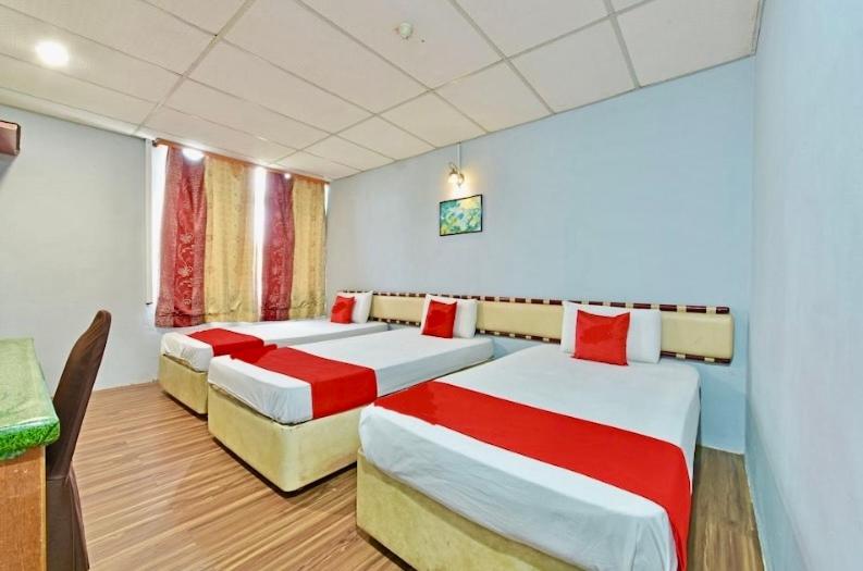Standard Triple Room - Photo 1