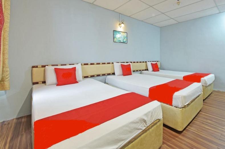 Standard Triple Room - Photo 4