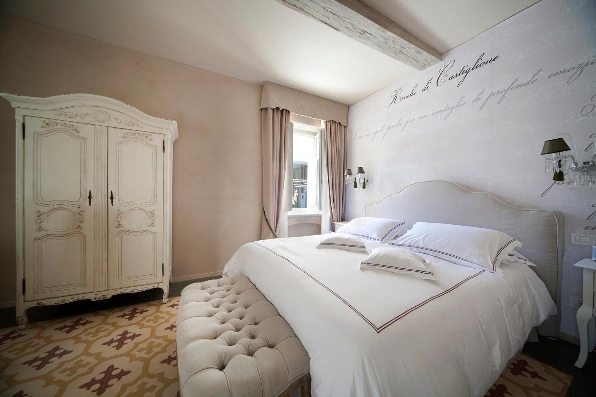 Junior Suite with Garden View photo 3