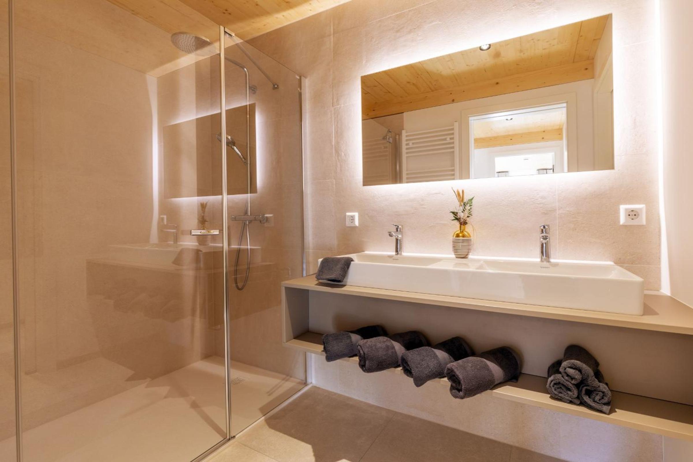 Superior One-Bedroom Apartment with Balcony photo 3